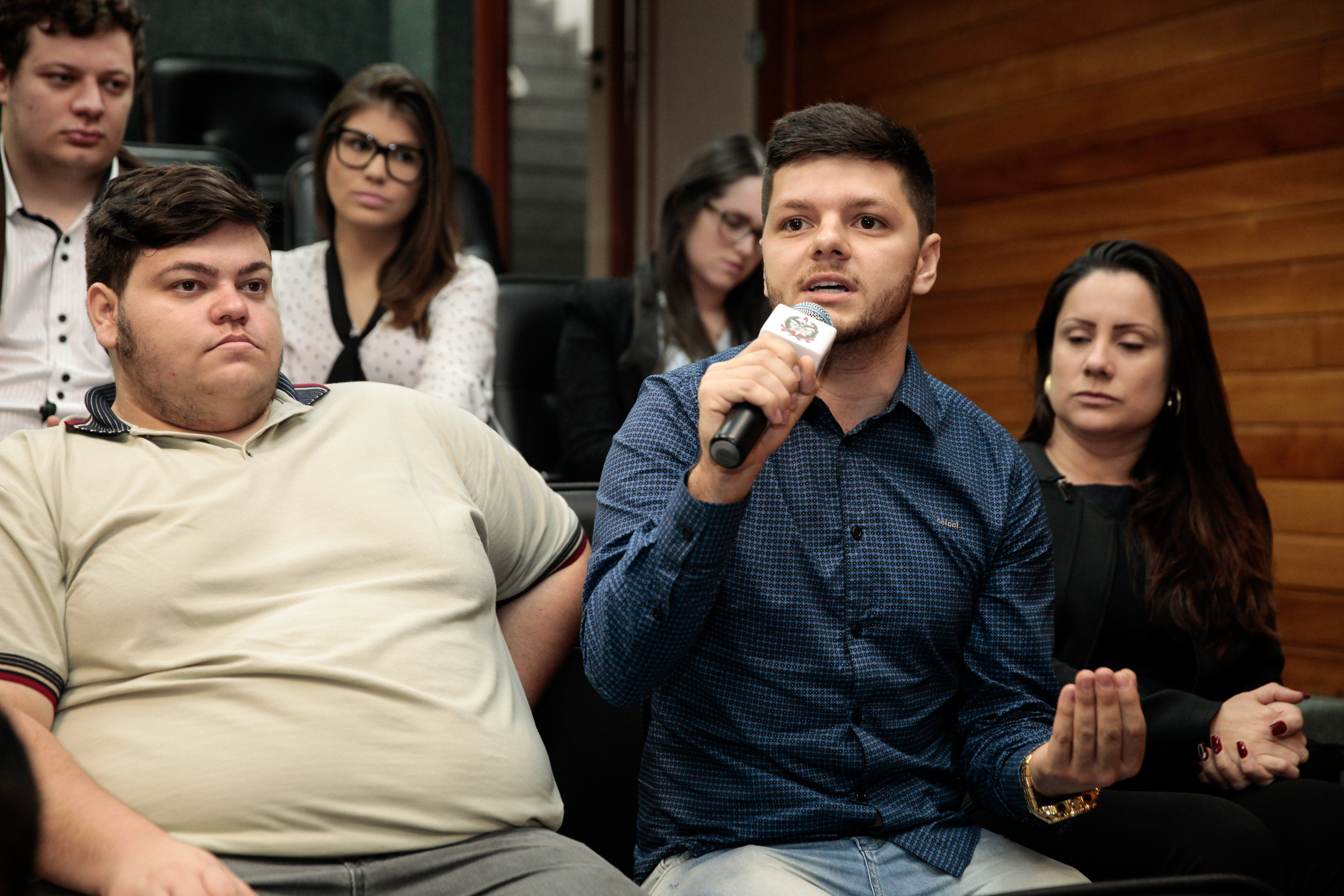Mesa Redonda com Deputados Estaduais - Estágio Visita.