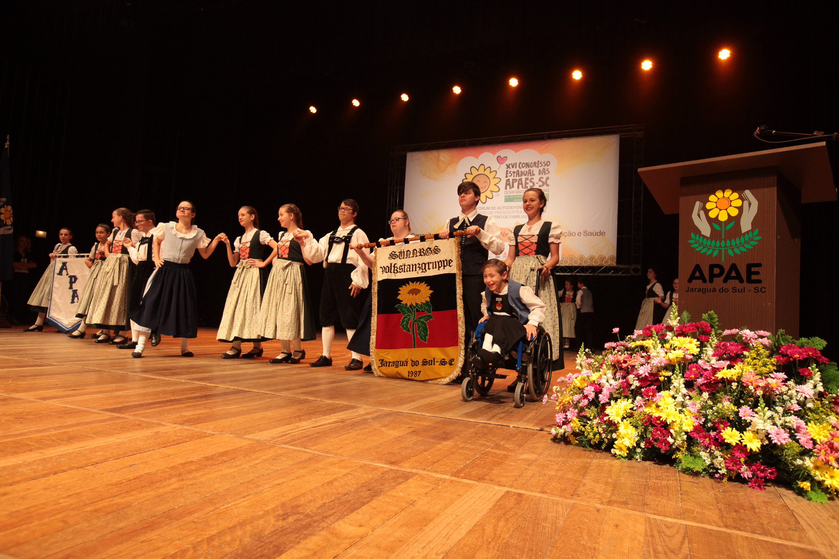 XVI CONGRESSO ESTADUAL DAS APAES - Jaraguá do Sul/SC.