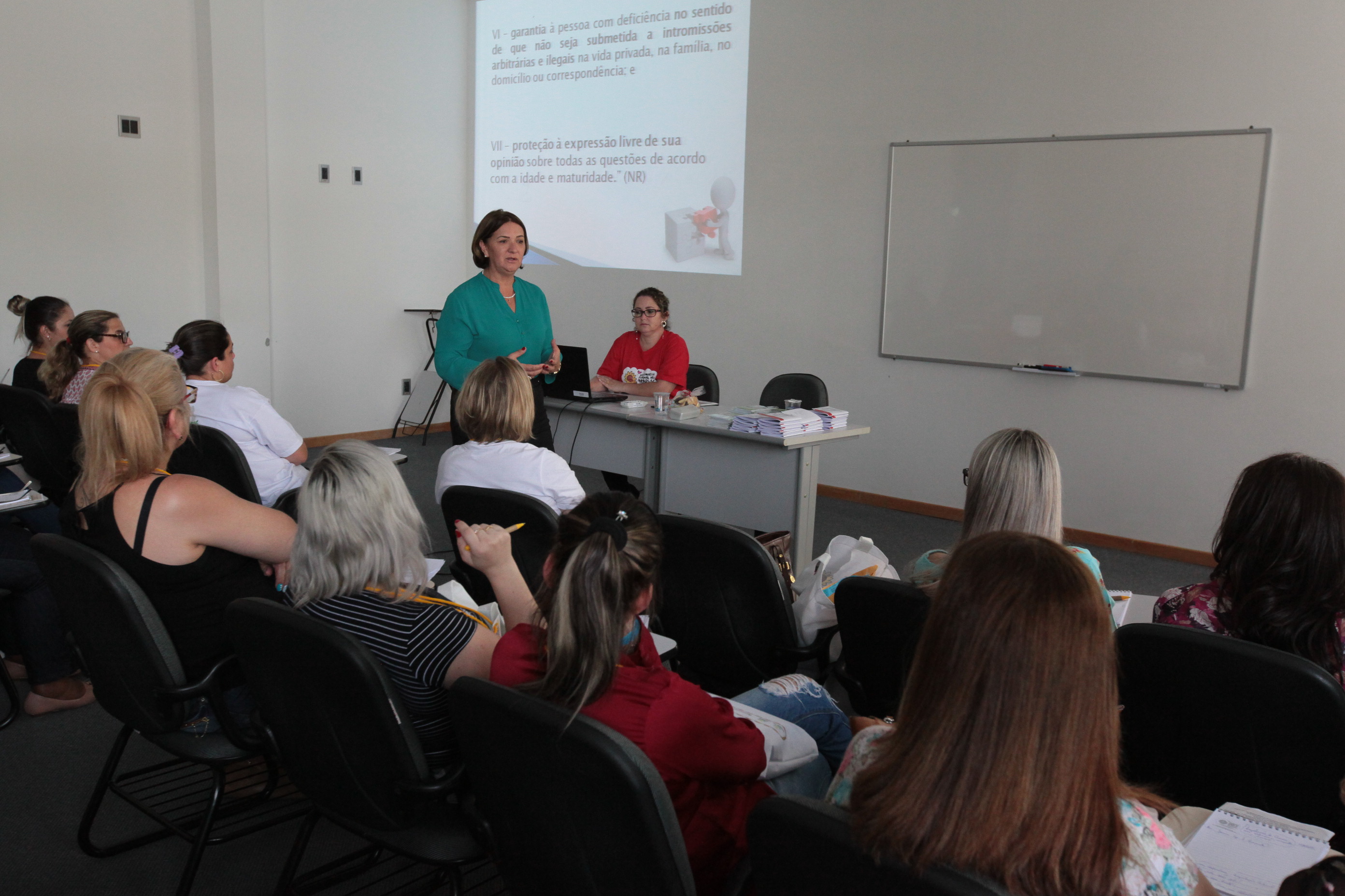 XVI Congresso Estadual das APAEs de Santa Catarina. Janice Krasniak.
