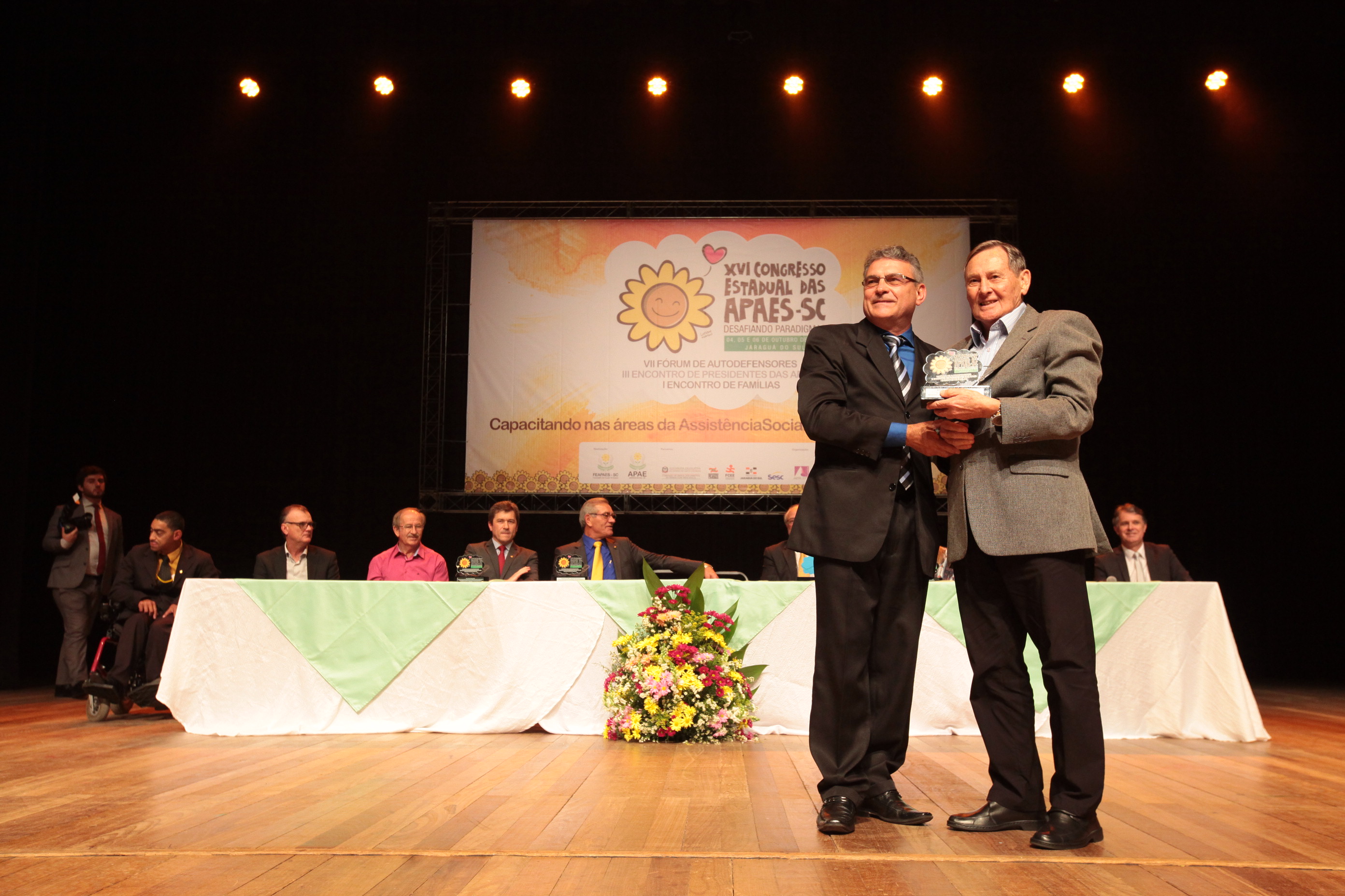 XVI CONGRESSO ESTADUAL DAS APAES - Jaraguá do Sul/SC.