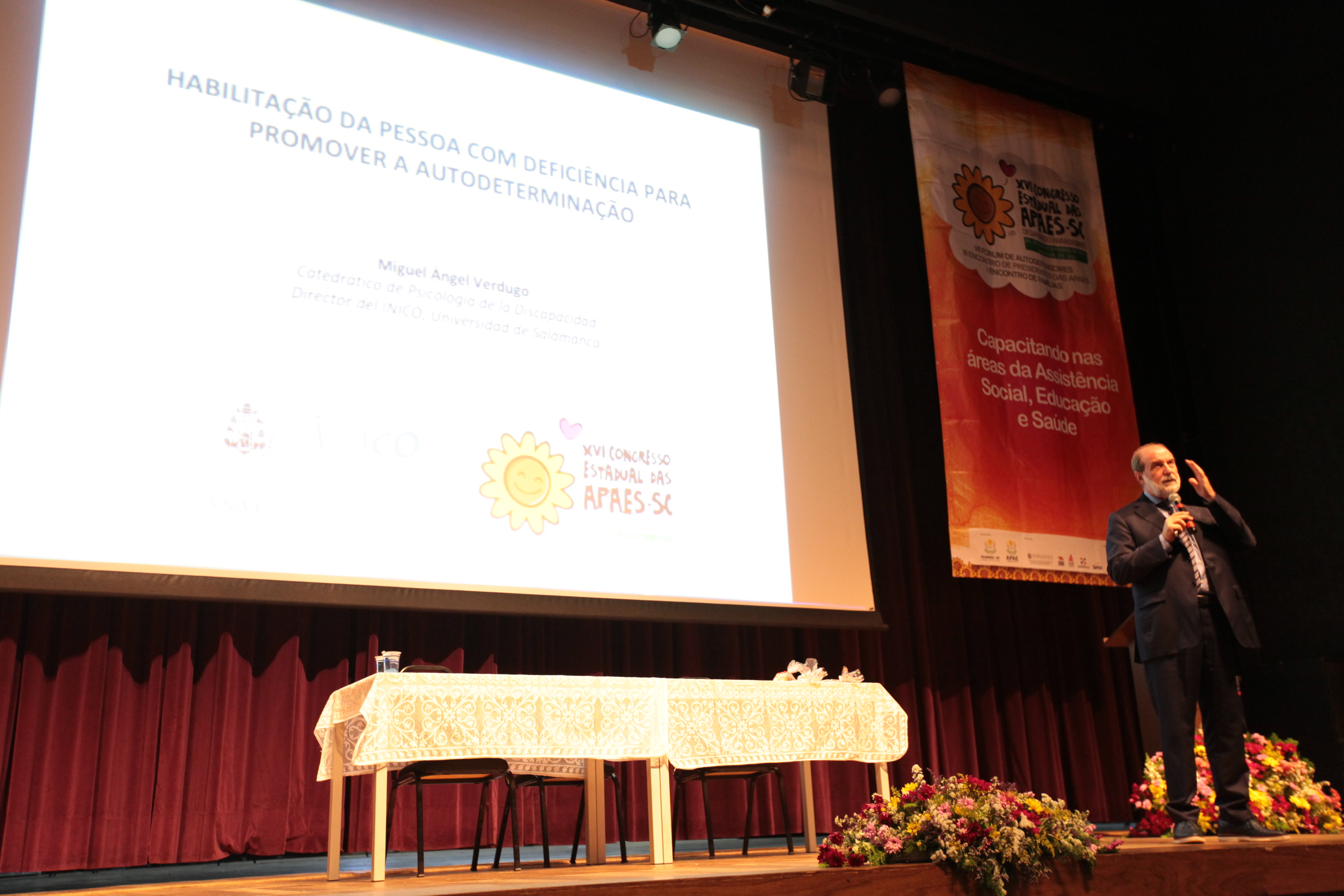 XVI Congresso Estadual das APAEs de Santa Catarina. Miguel Verdugo.