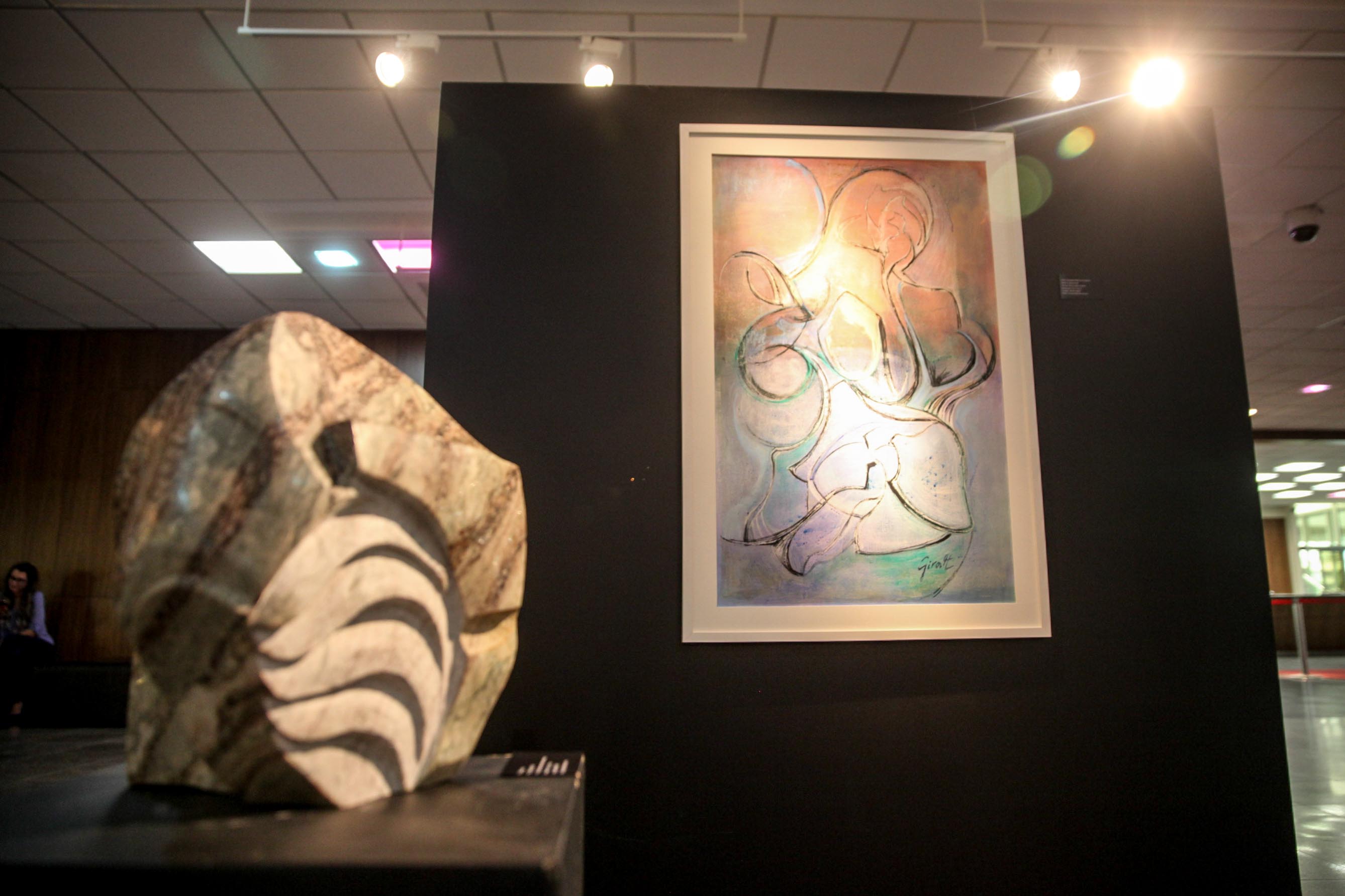 Exposição Fragmentos Infinitos.