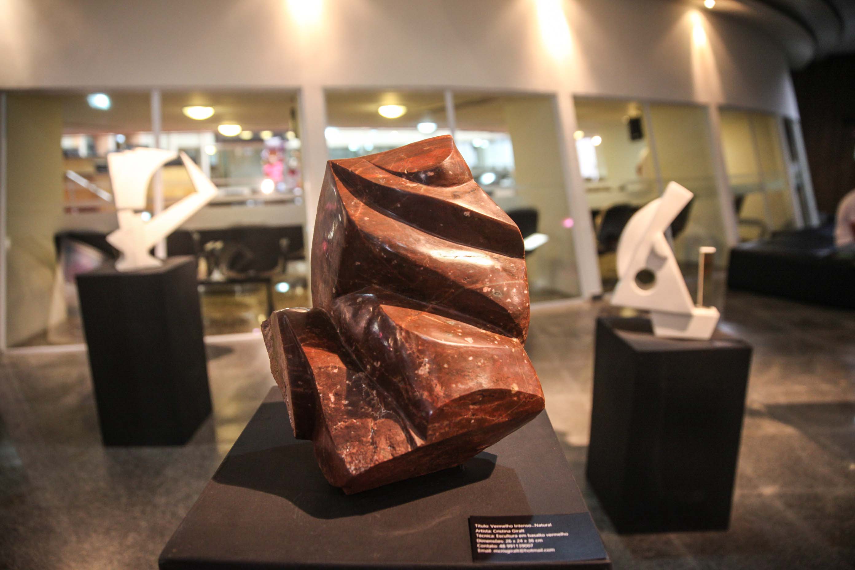 Exposição Fragmentos Infinitos.