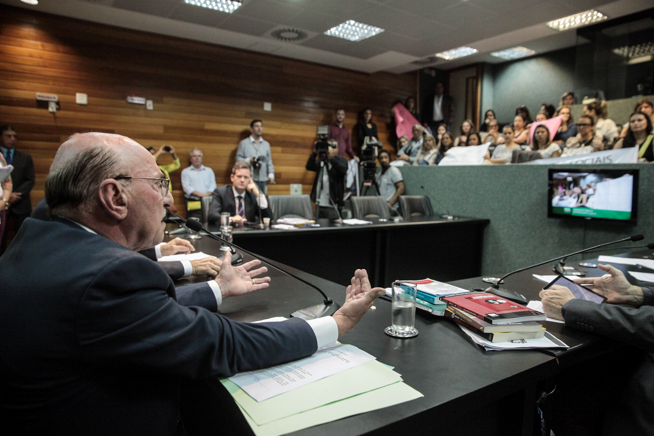 Comissão de Trabalho, Administração e Serviço Público.