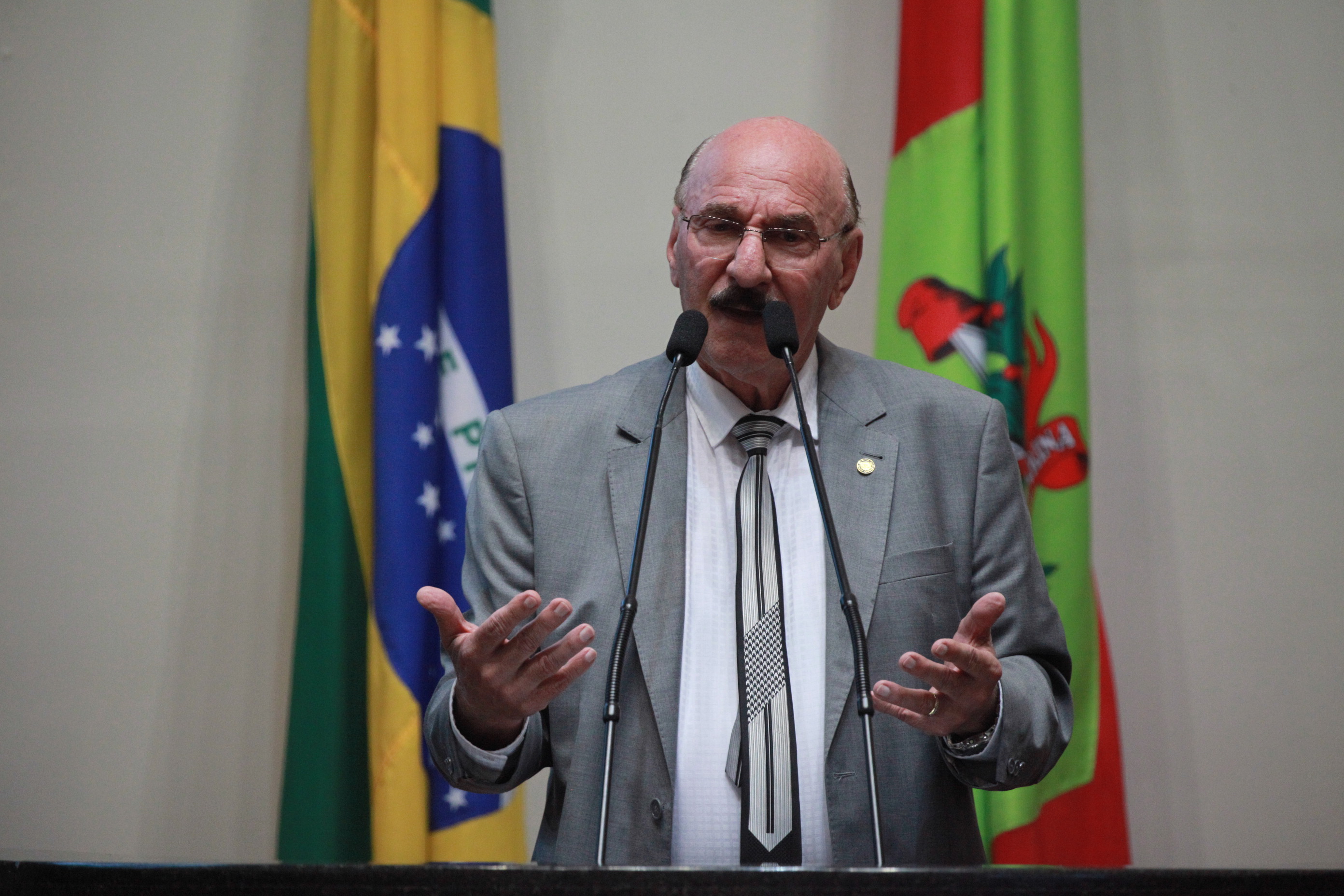 Deputado Manoel mota (PMDB). Sessão Ordinária.