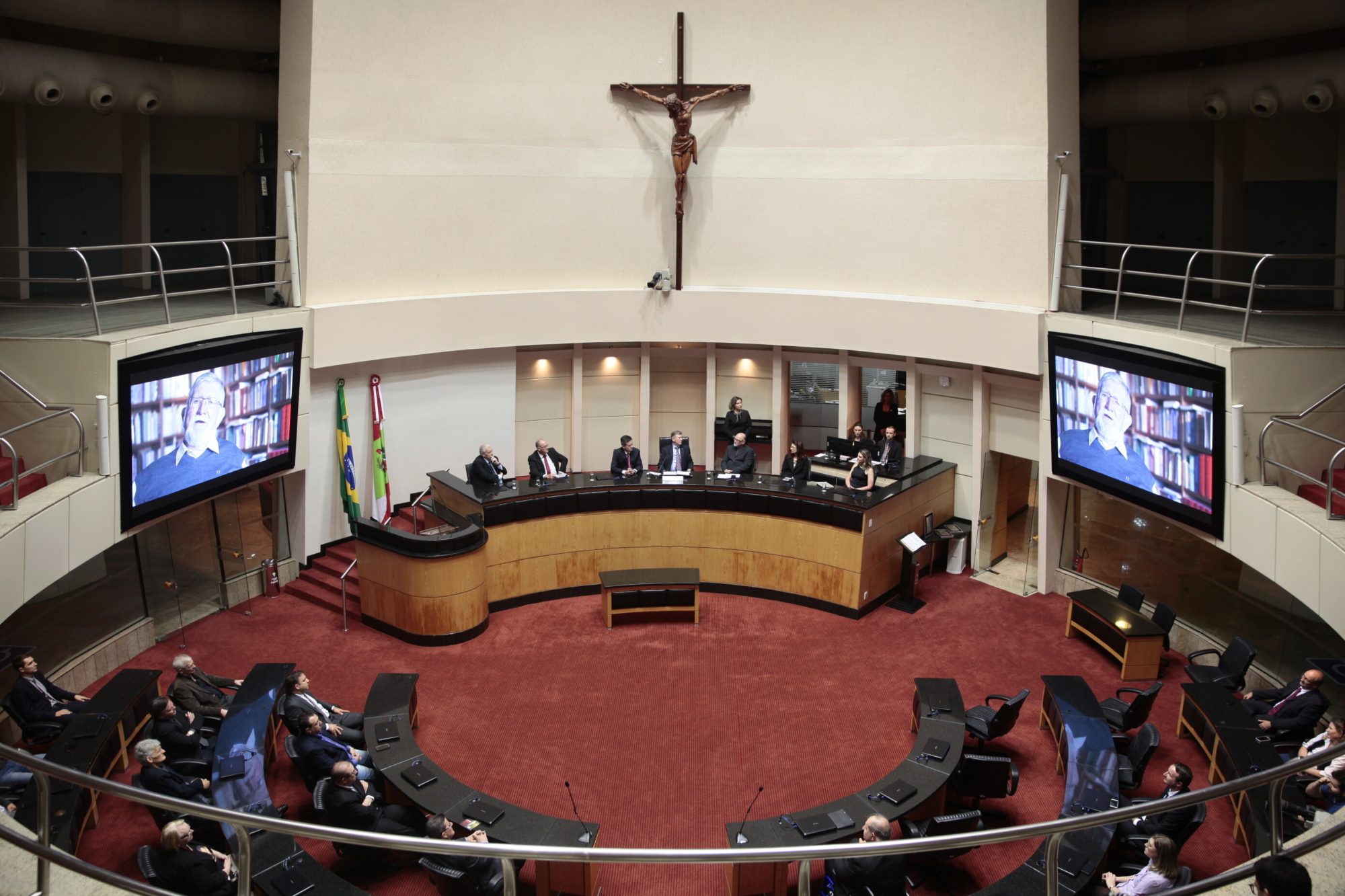 Sessão especial comemora 500 anos da Reforma Protestante