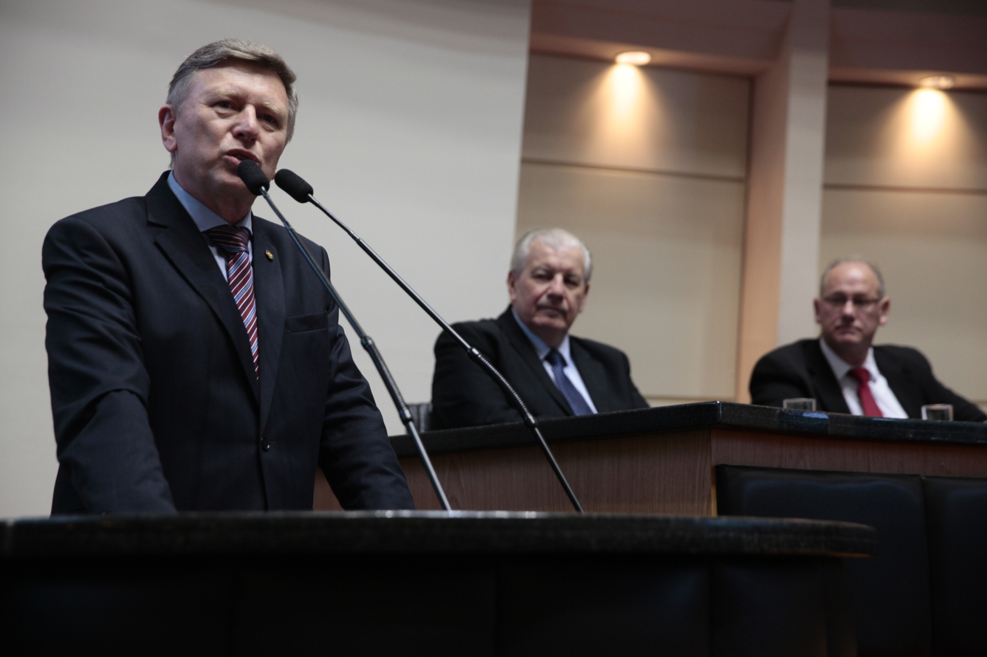 Deputado Milton Hobus