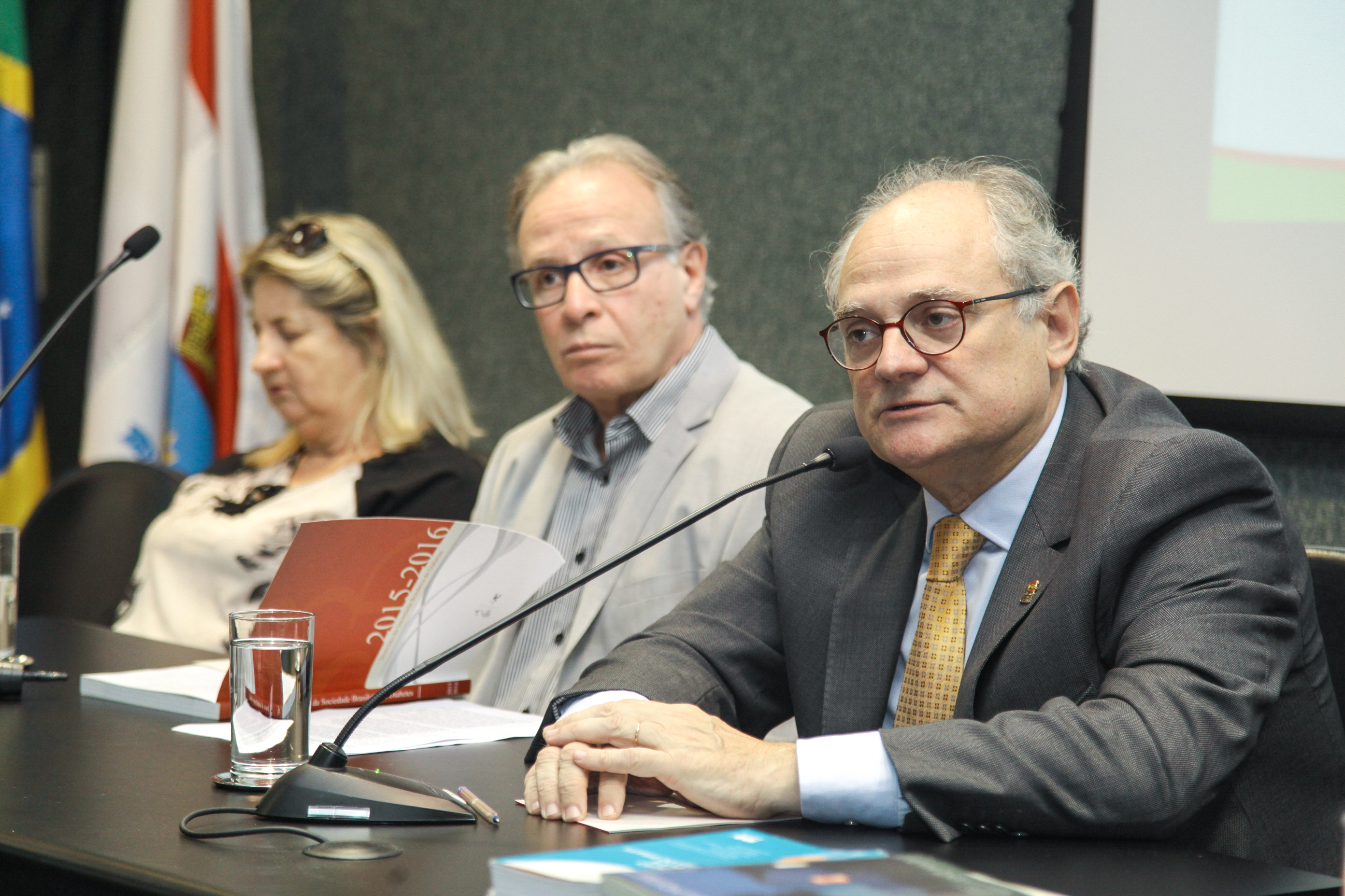 Audiência Pública Sobre a Distribuição Gratuita de Análogos de Insulina.