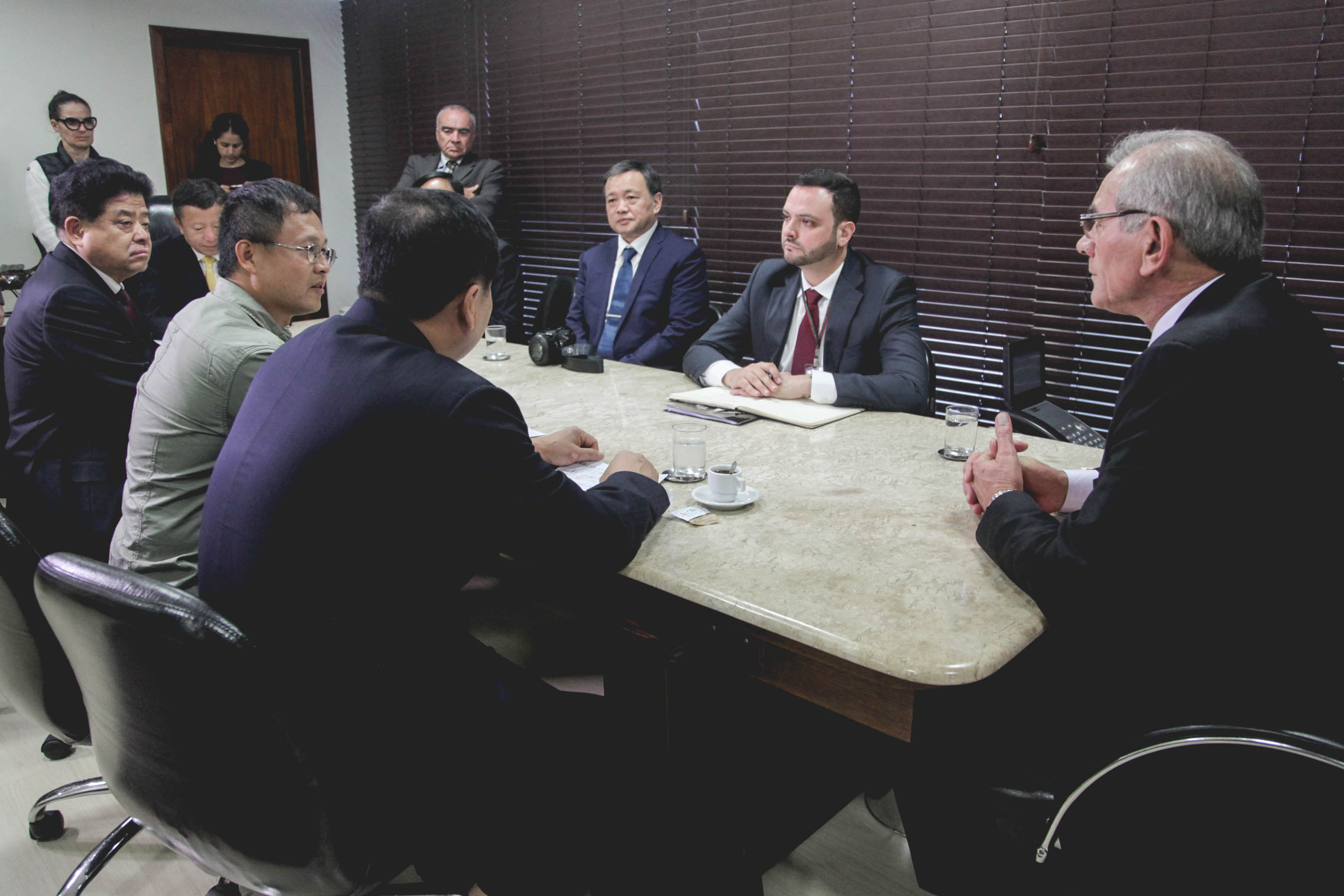 Comitiva Chinesa visita a Alesc.