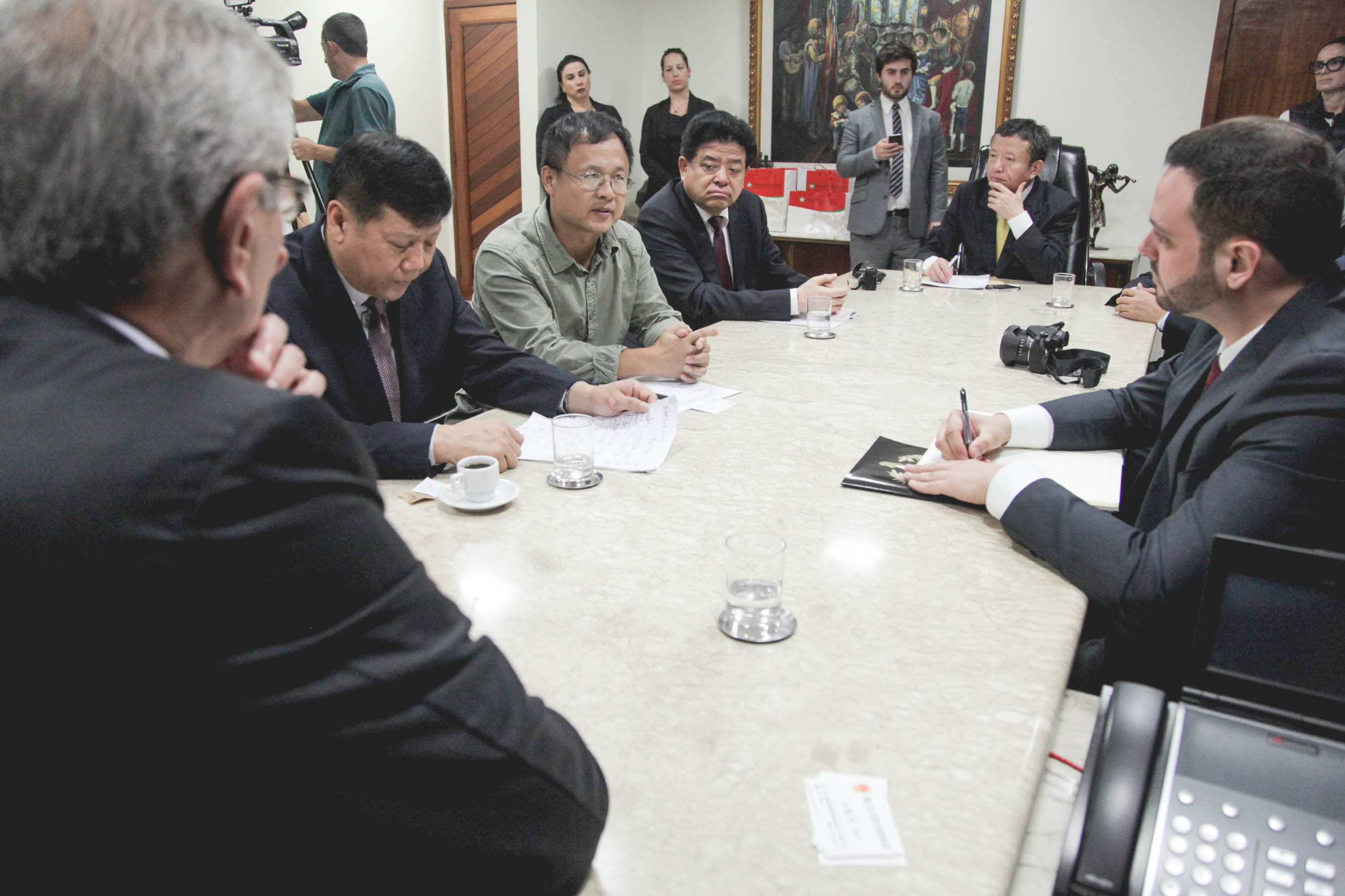 Comitiva Chinesa visita a Alesc.