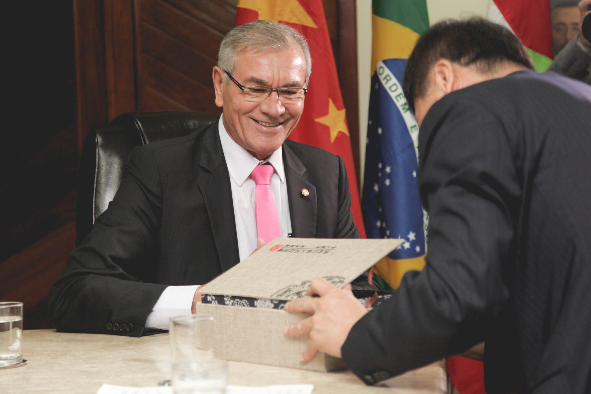 Comitiva Chinesa visita a Alesc.