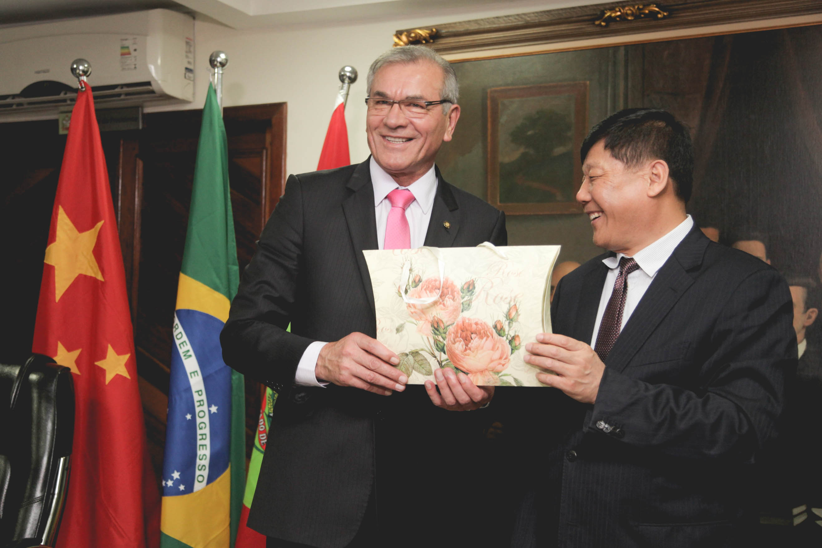 Comitiva Chinesa visita a Alesc.