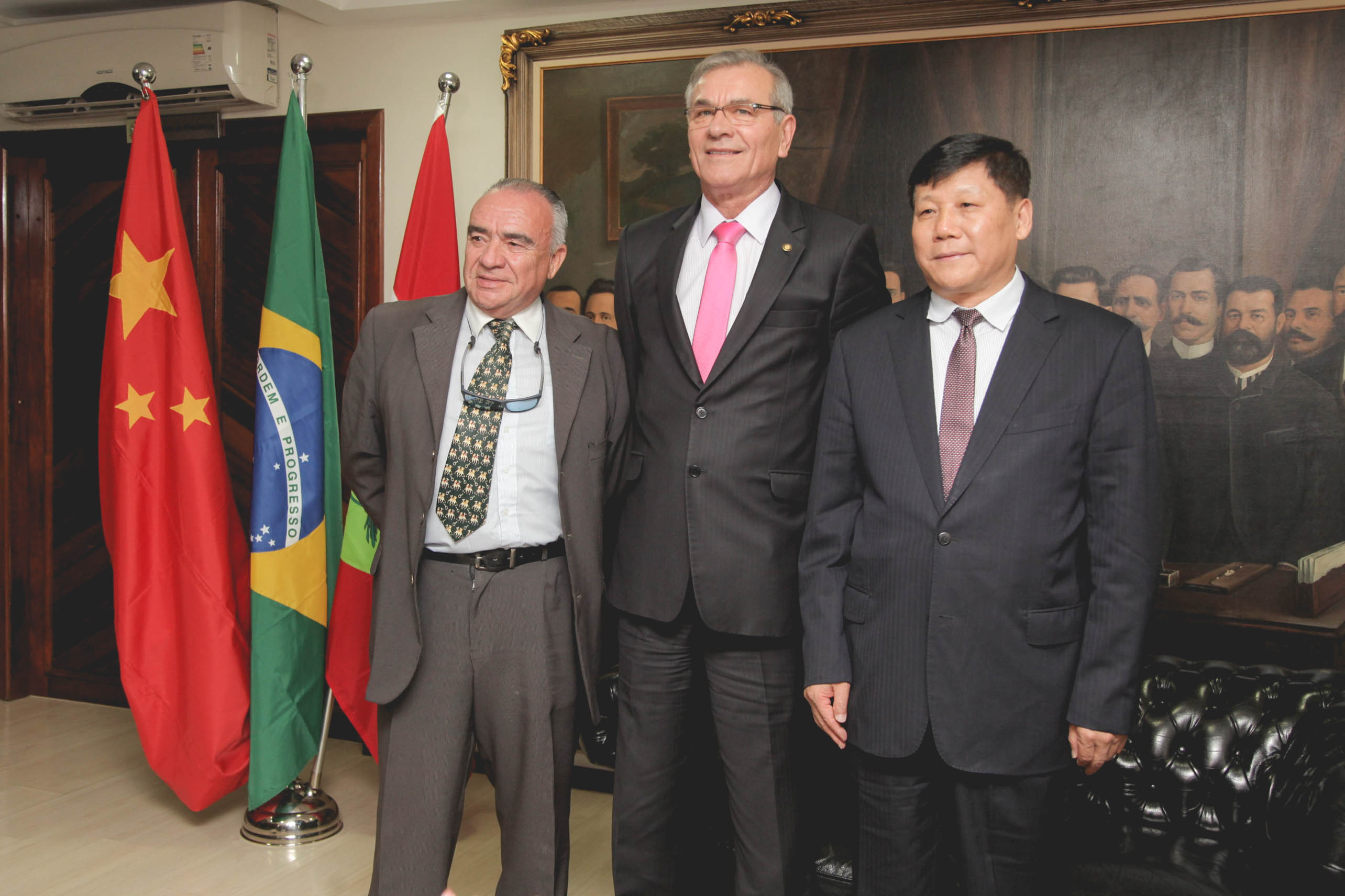 Comitiva Chinesa visita a Alesc.