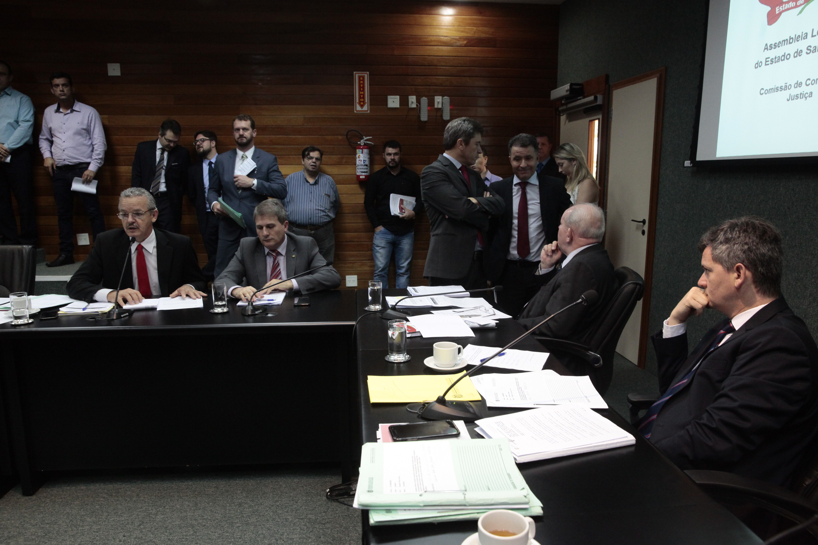 Comissão de Constituição e Justiça