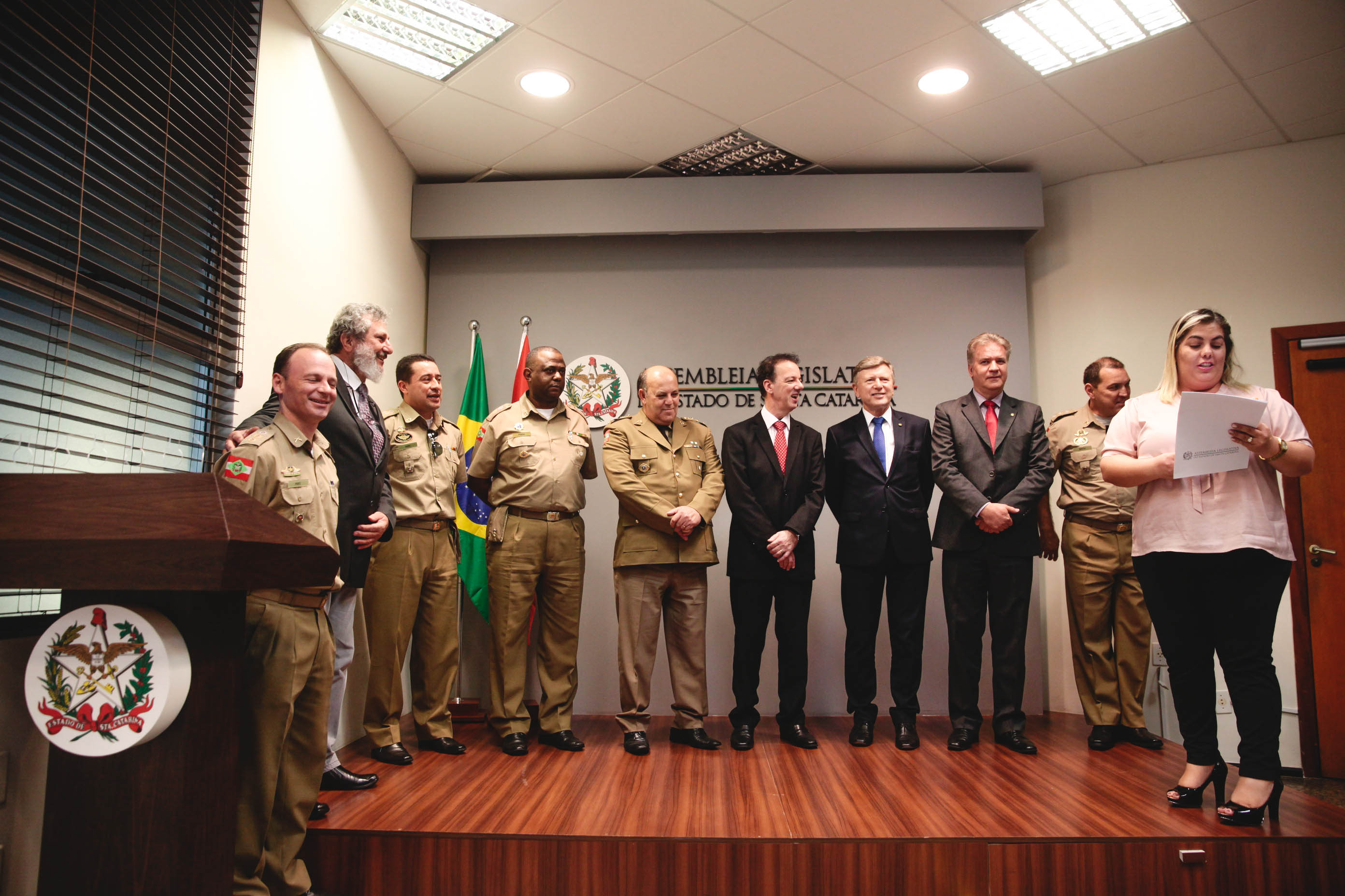 Coronel da Polícia Militar Cosme Manique Barreto recebe Moção de Aplausos.
