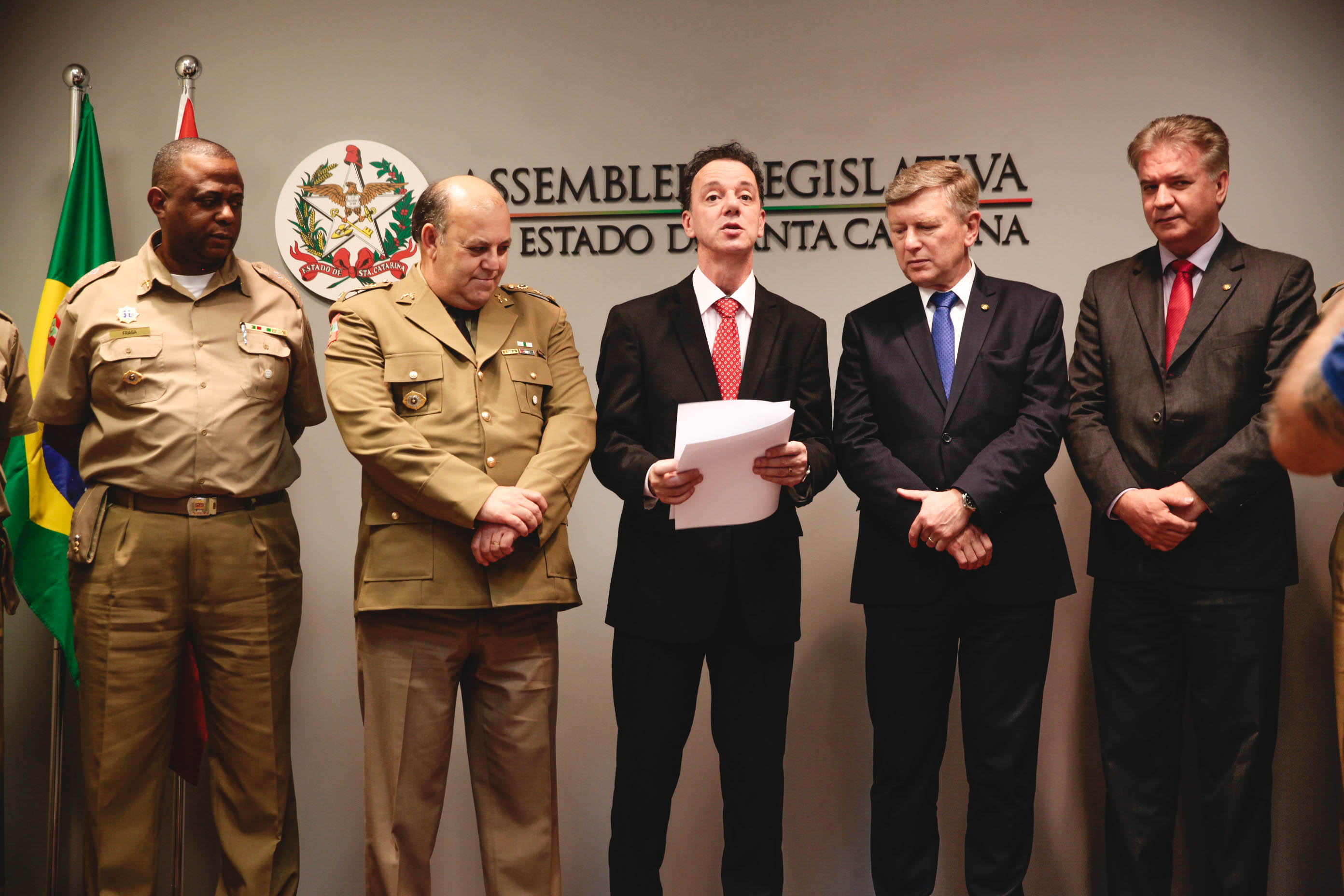 Coronel da Polícia Militar Cosme Manique Barreto recebe Moção de Aplausos.