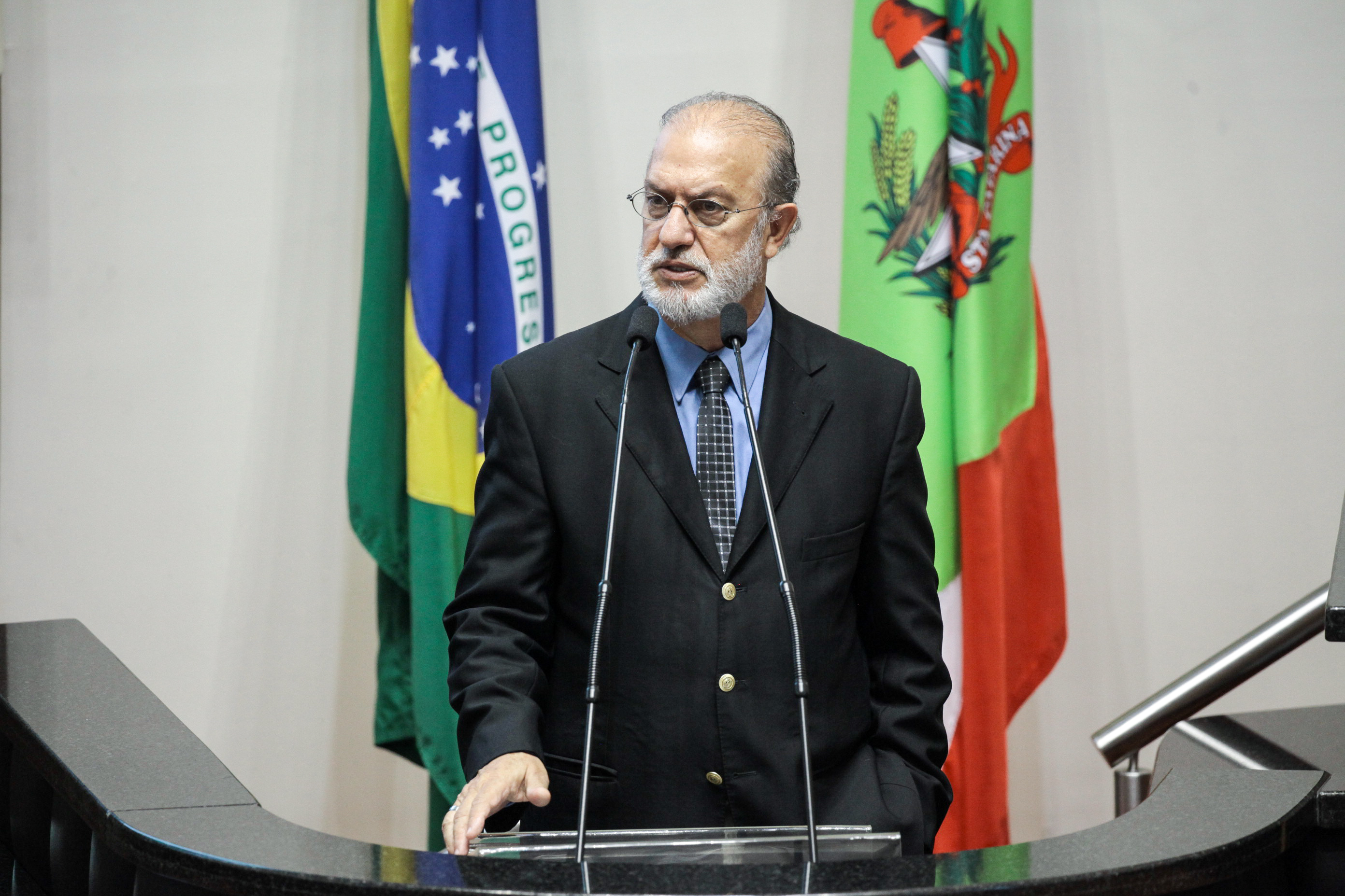 Deputado Nilson Gonçalves (Sem partido). Sessão Ordinária.