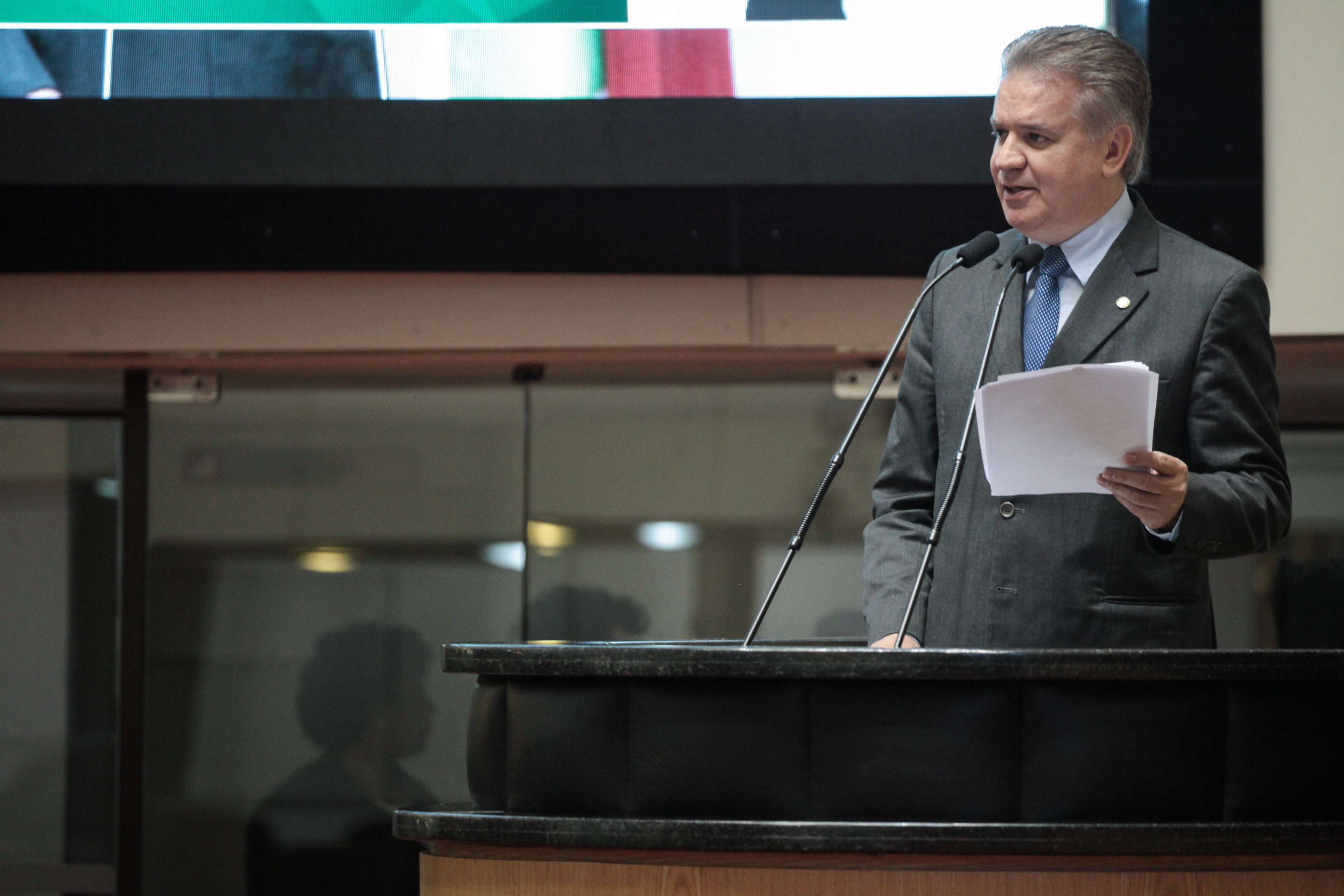 Deputado Cesar Valduga (PCdoB). Sessão Ordinária.