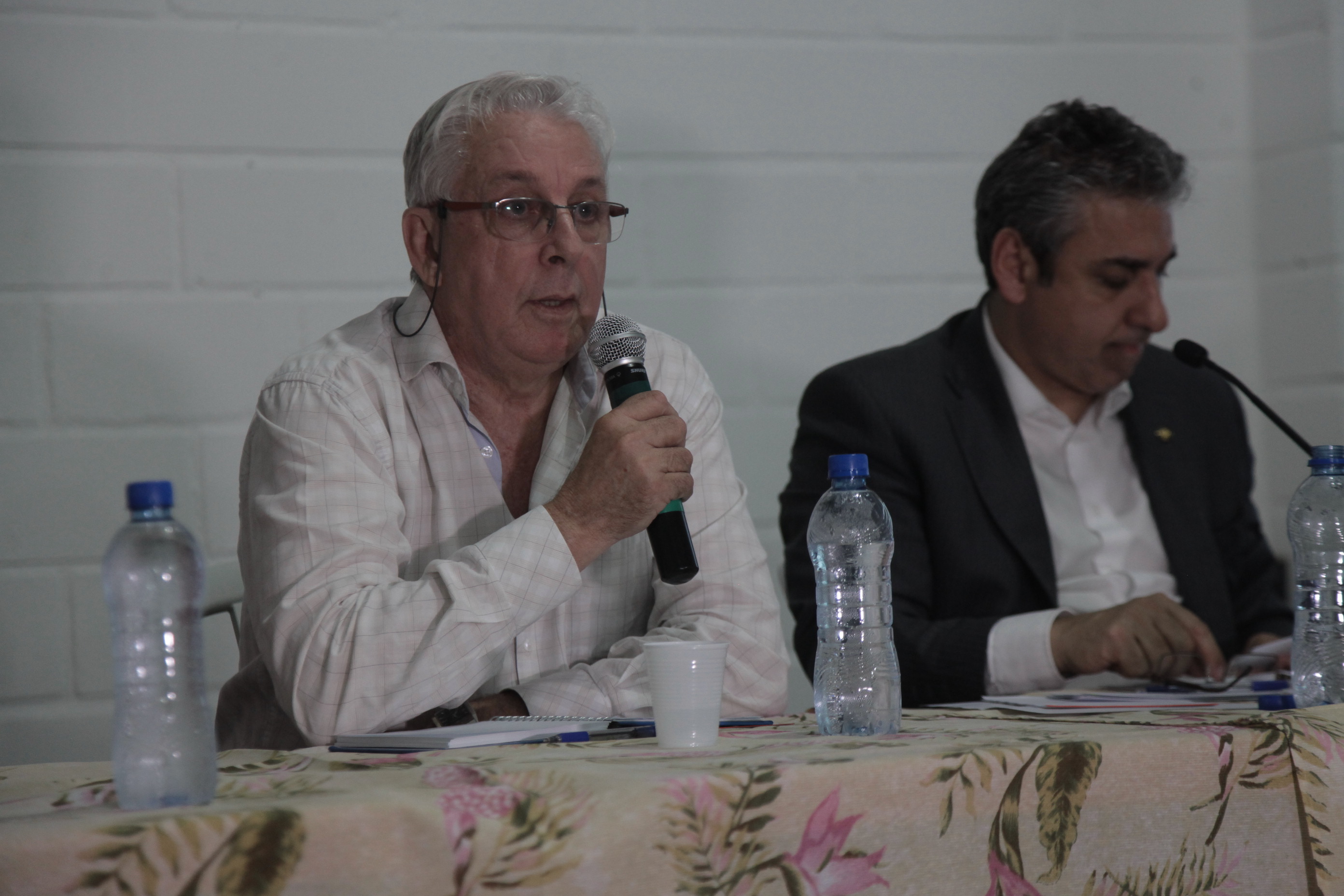 Audiência Pública da Comissão de Turismo e meio Ambiente sobre O Problema da Estação de Esgoto do Bairro Potecas.