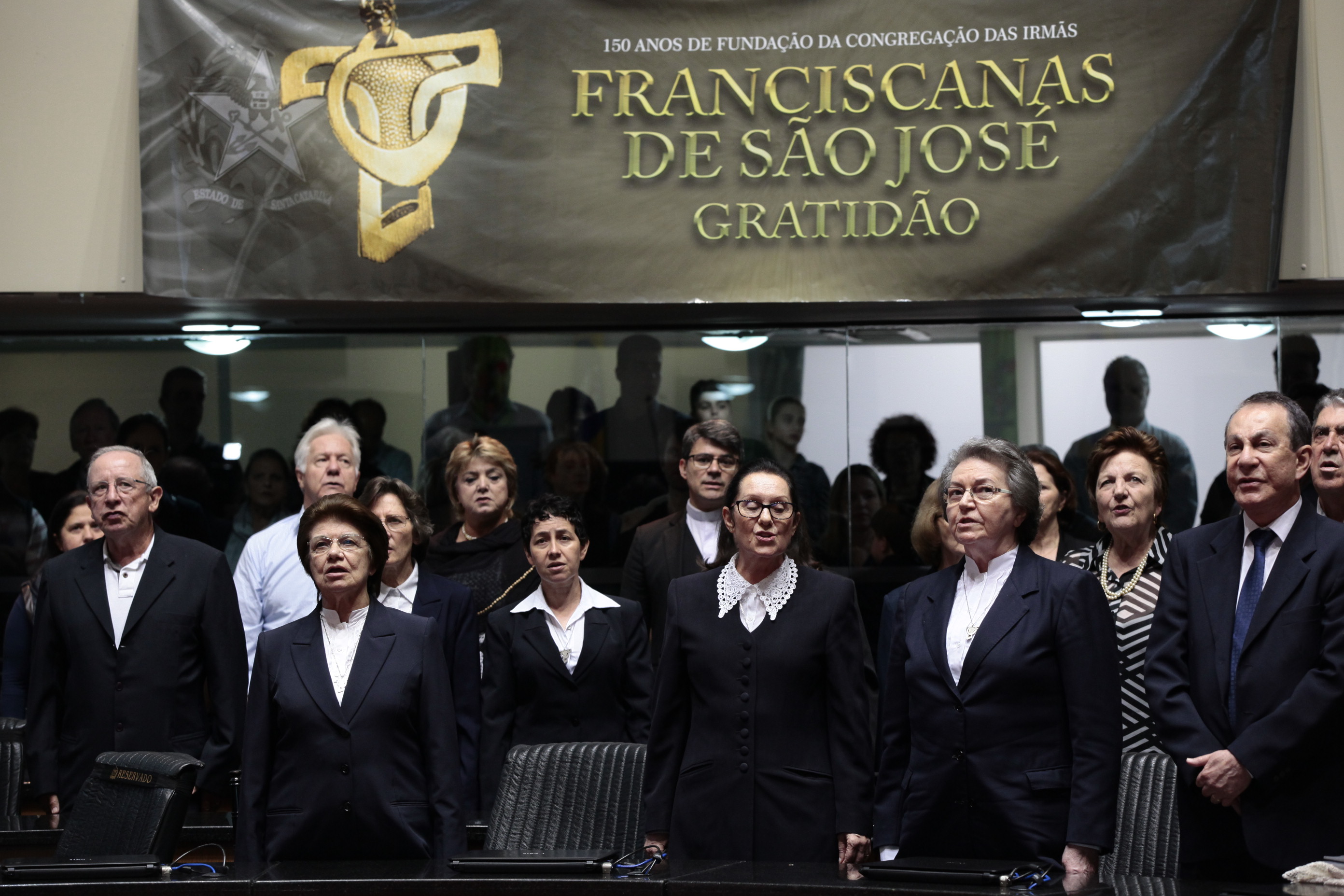 Sessão especial em homenagem à passagem dos 150 anos de fundação da Congregação das Irmãs Franciscanas em São José e 90 Anos em Angelina.