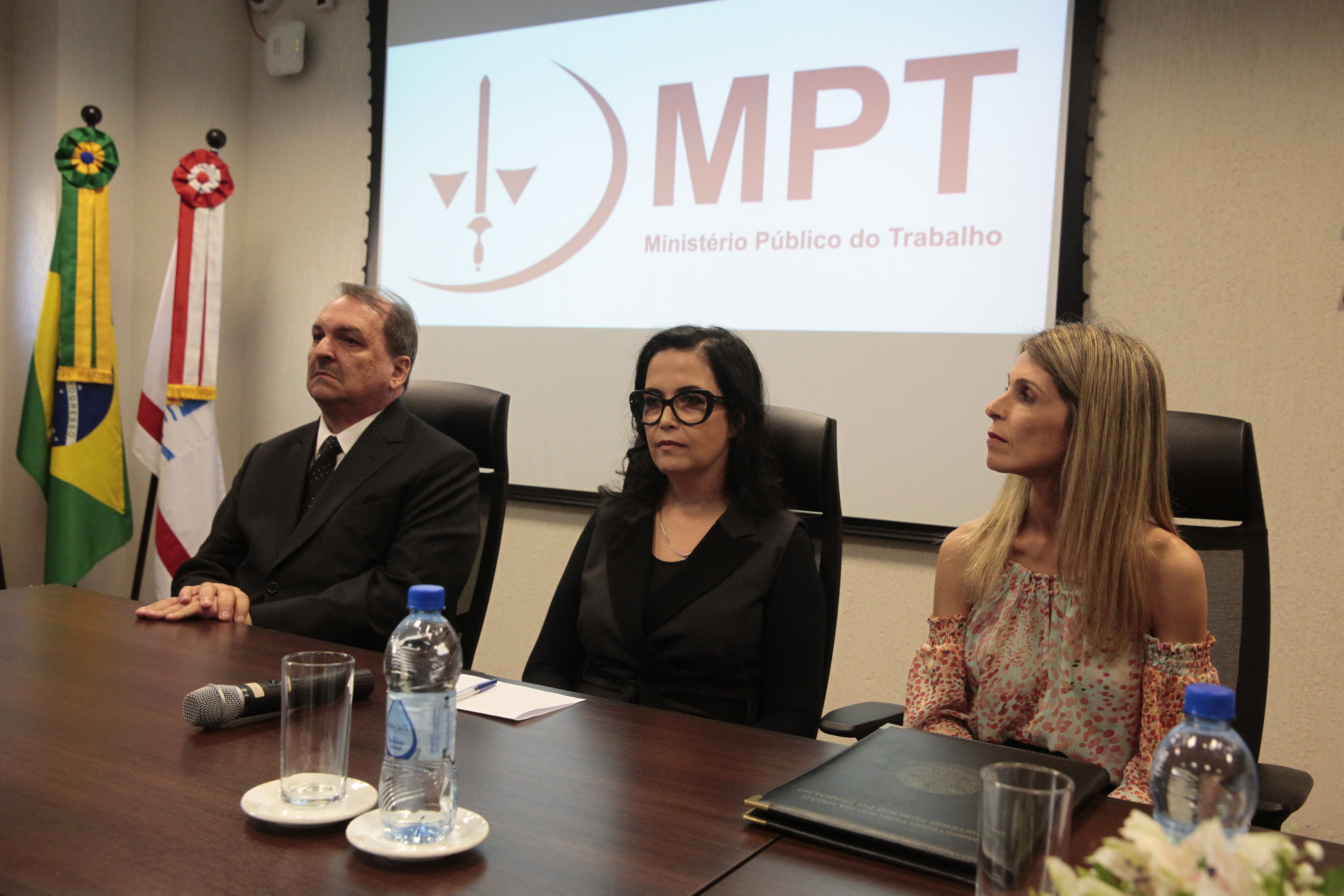 Cerimônia festiva da nova procuradora-chefe do MPT-SC, Quézia de Araújo Duarte Nieves Gonzalez.