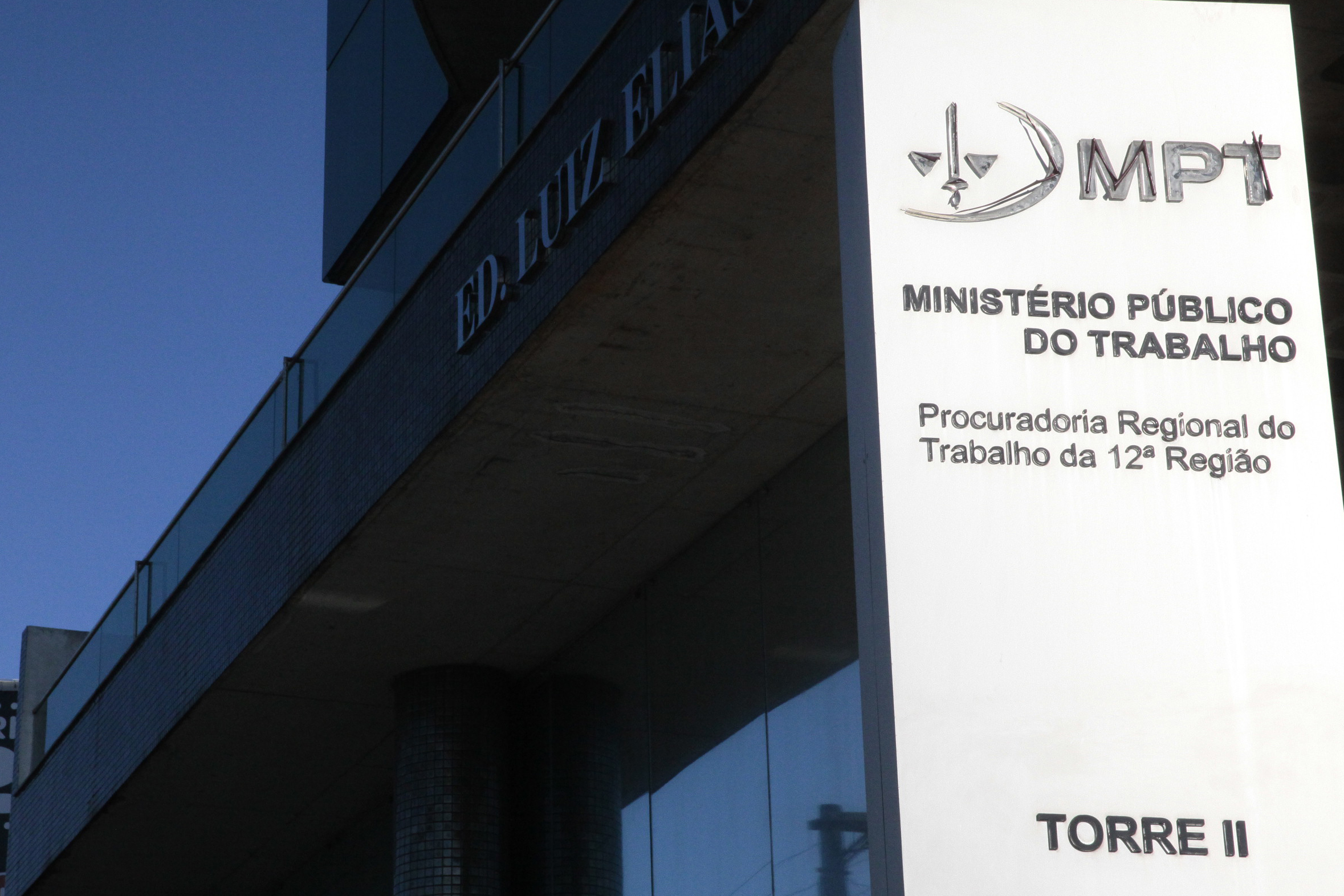 Cerimônia festiva da nova procuradora-chefe do MPT-SC, Quézia de Araújo Duarte Nieves Gonzalez.