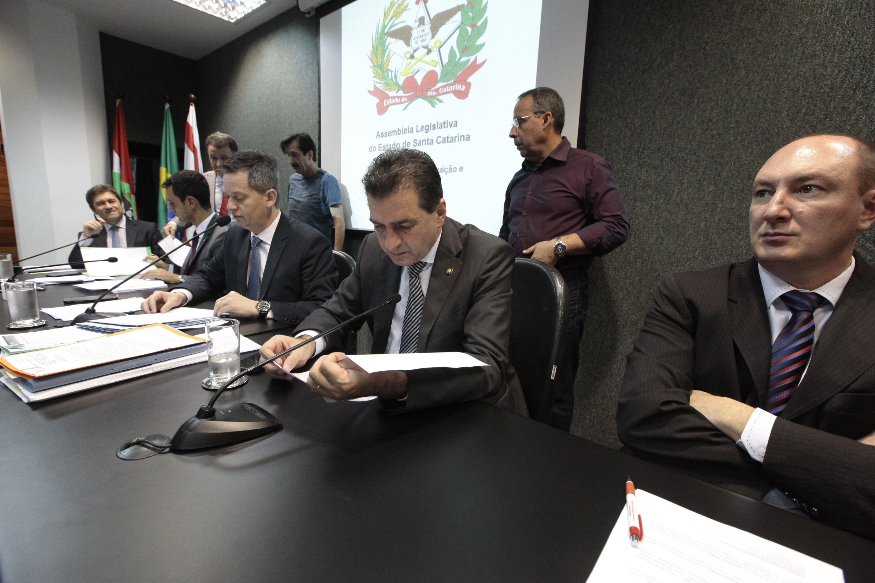Comissão de Constituição e Justiça.