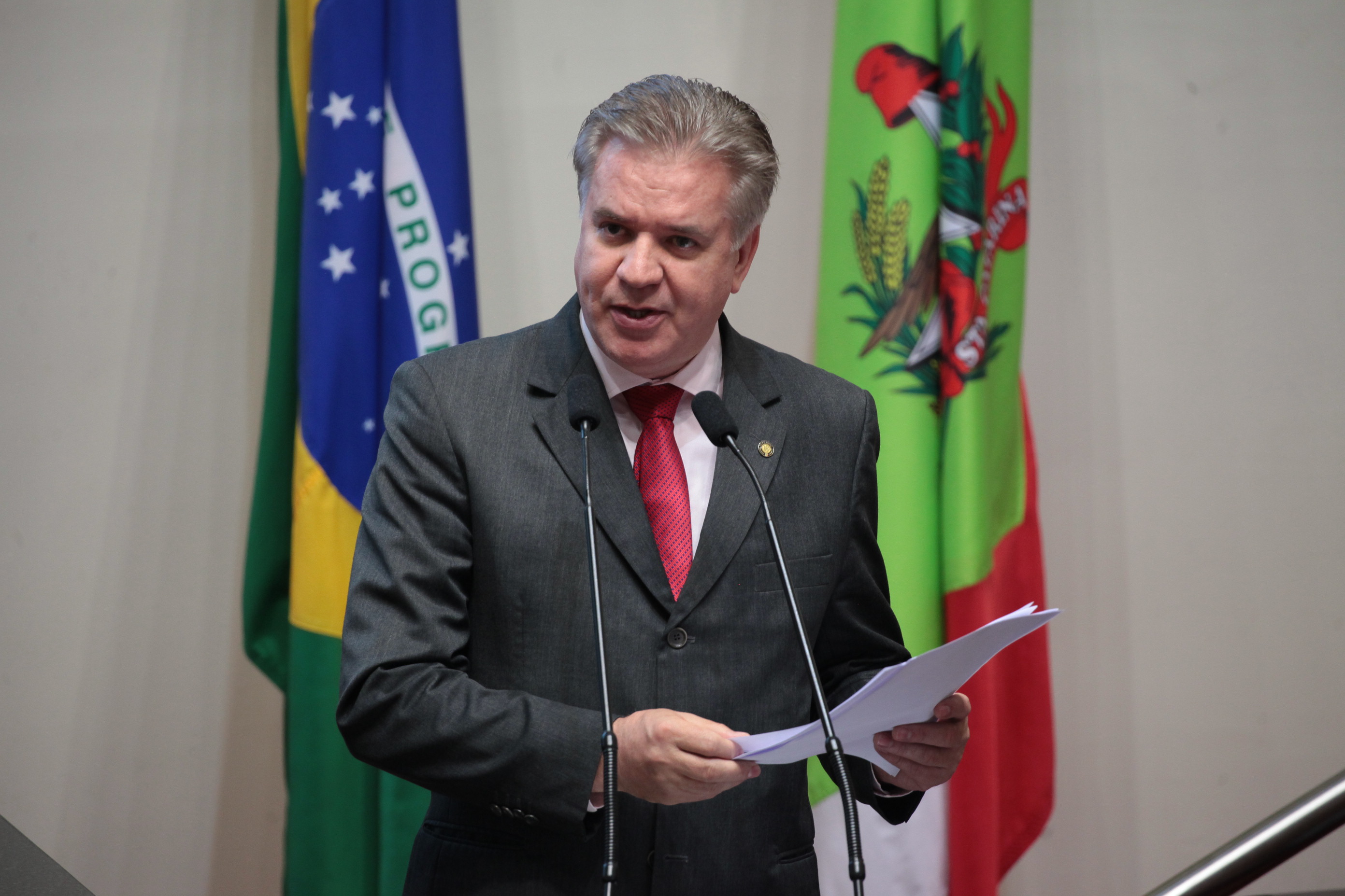 Deputado César Valduga (PCdoB). Sessão Ordinária.