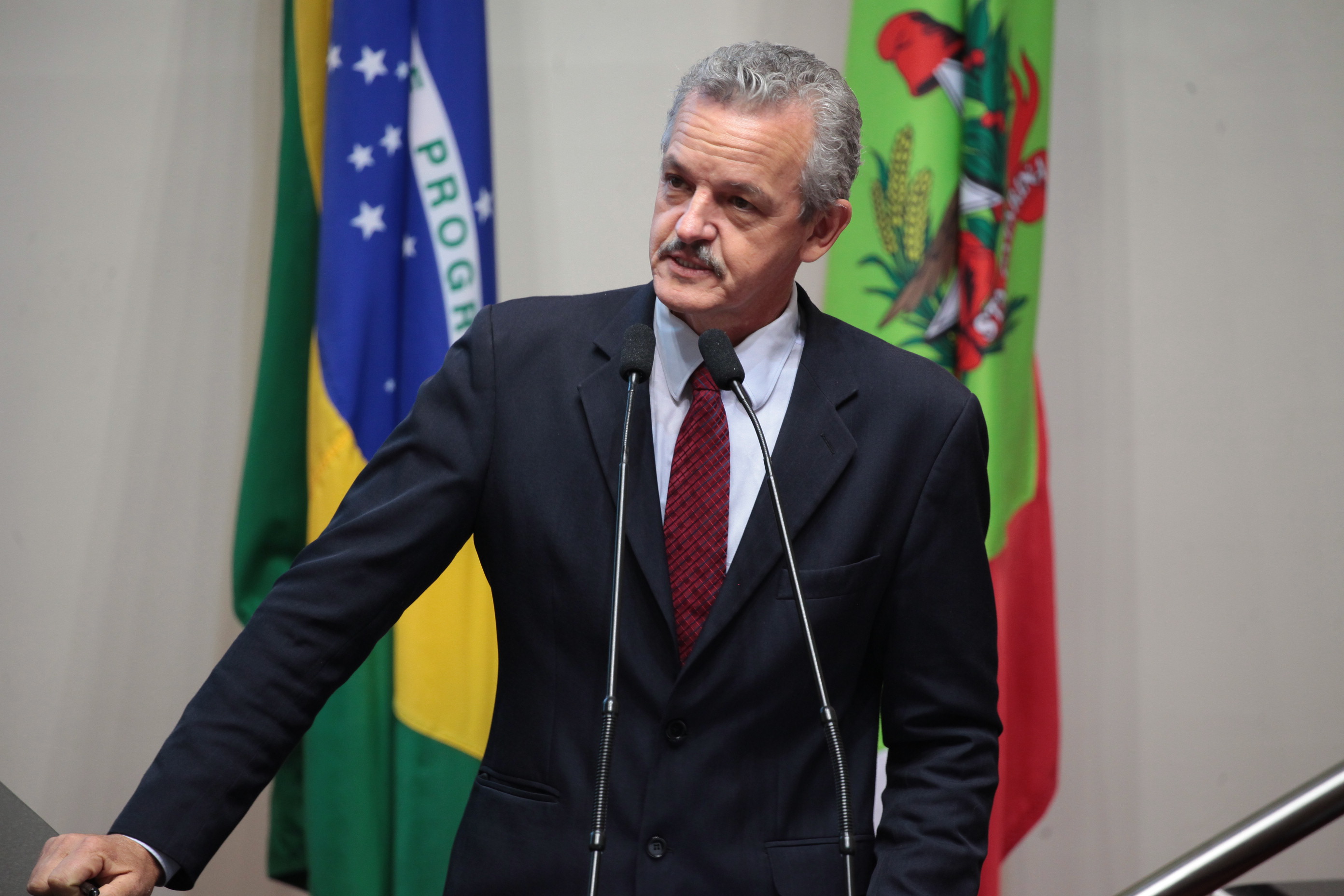 Deputado Dirceu Dresch (PT). Sessão Ordinária.
