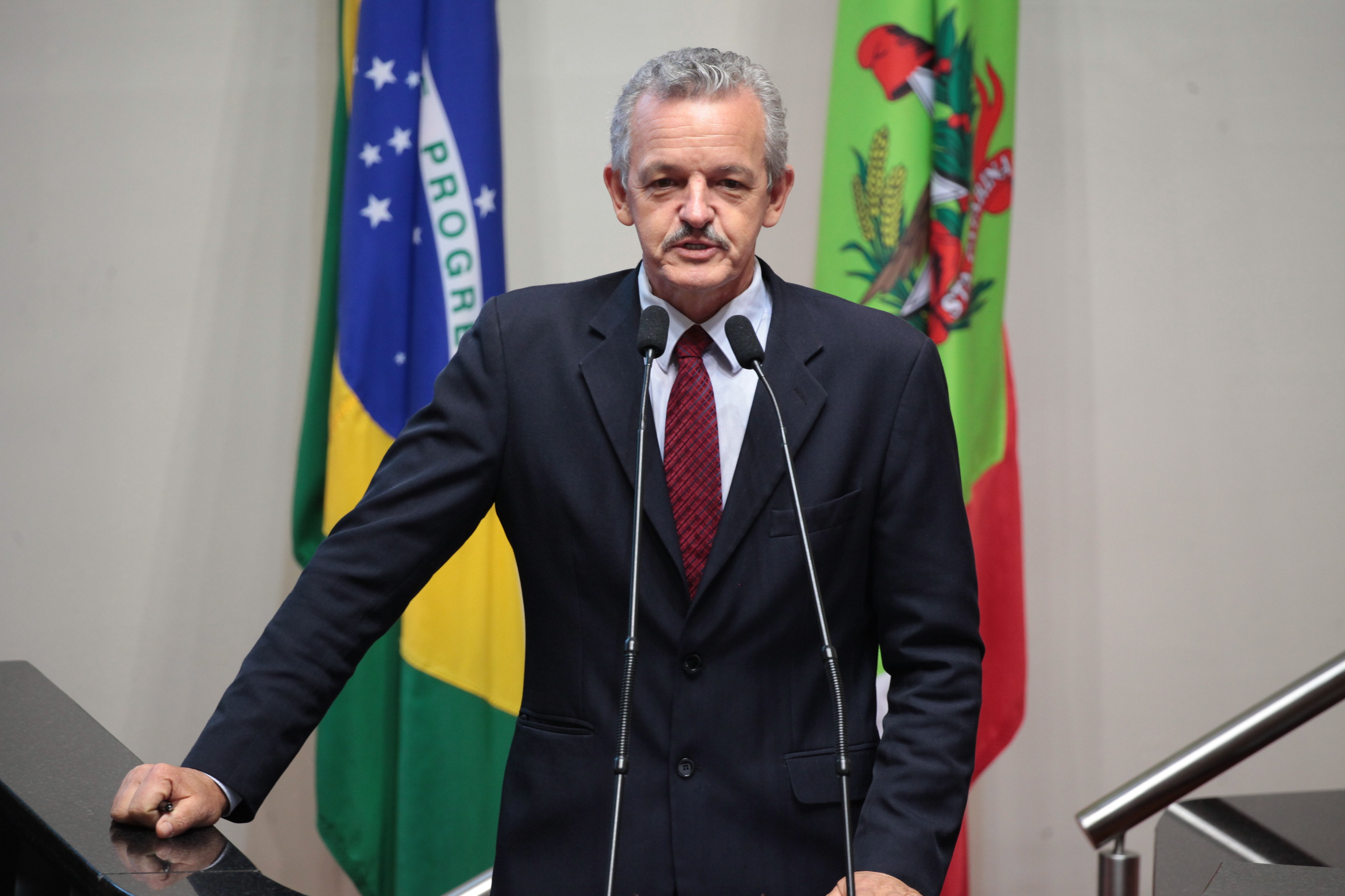 Deputado Dirceu Dresch (PT). Sessão Ordinária.