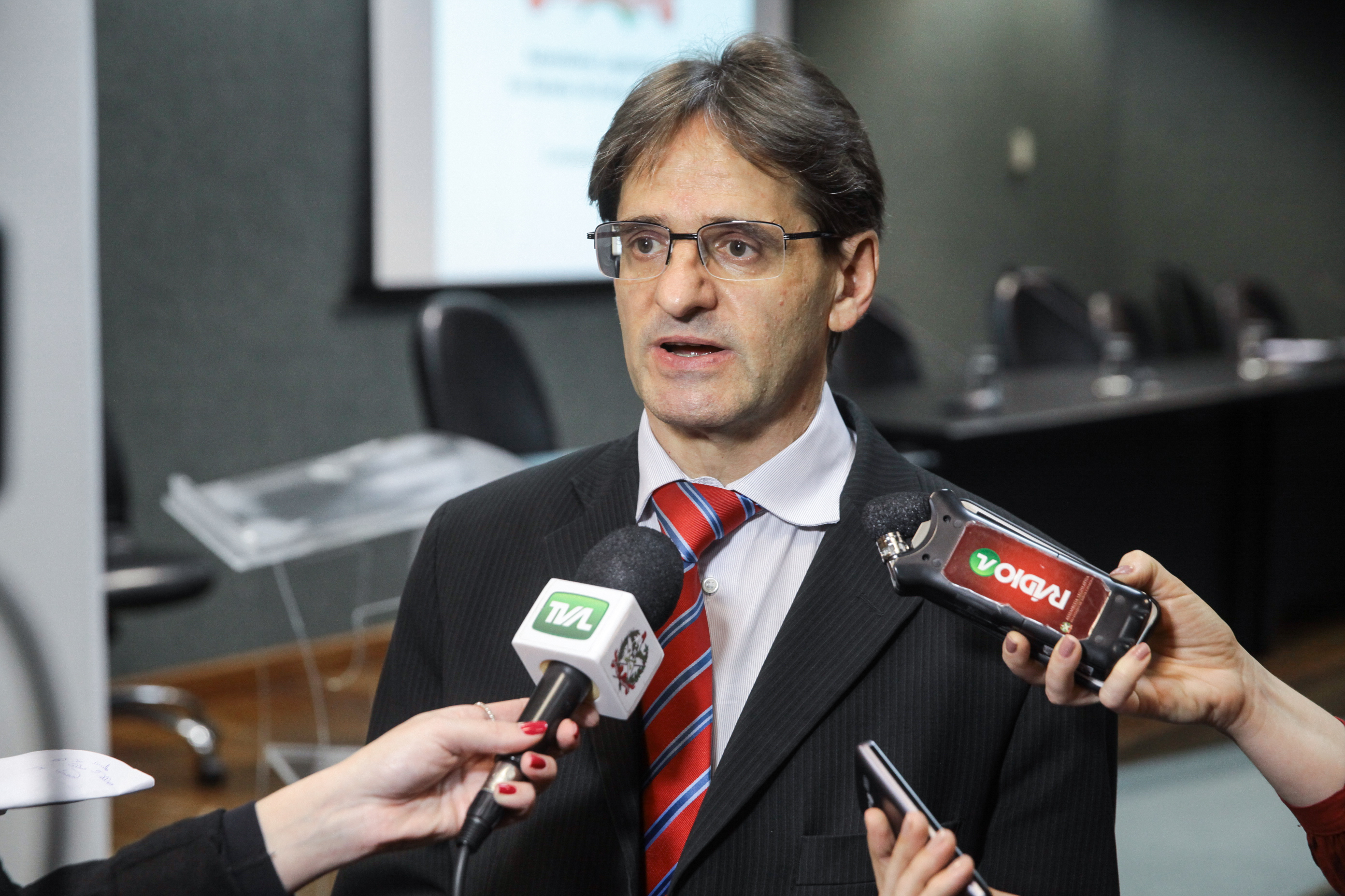 Deputado Neodi Saretta (PT). Comissão de Saúde.