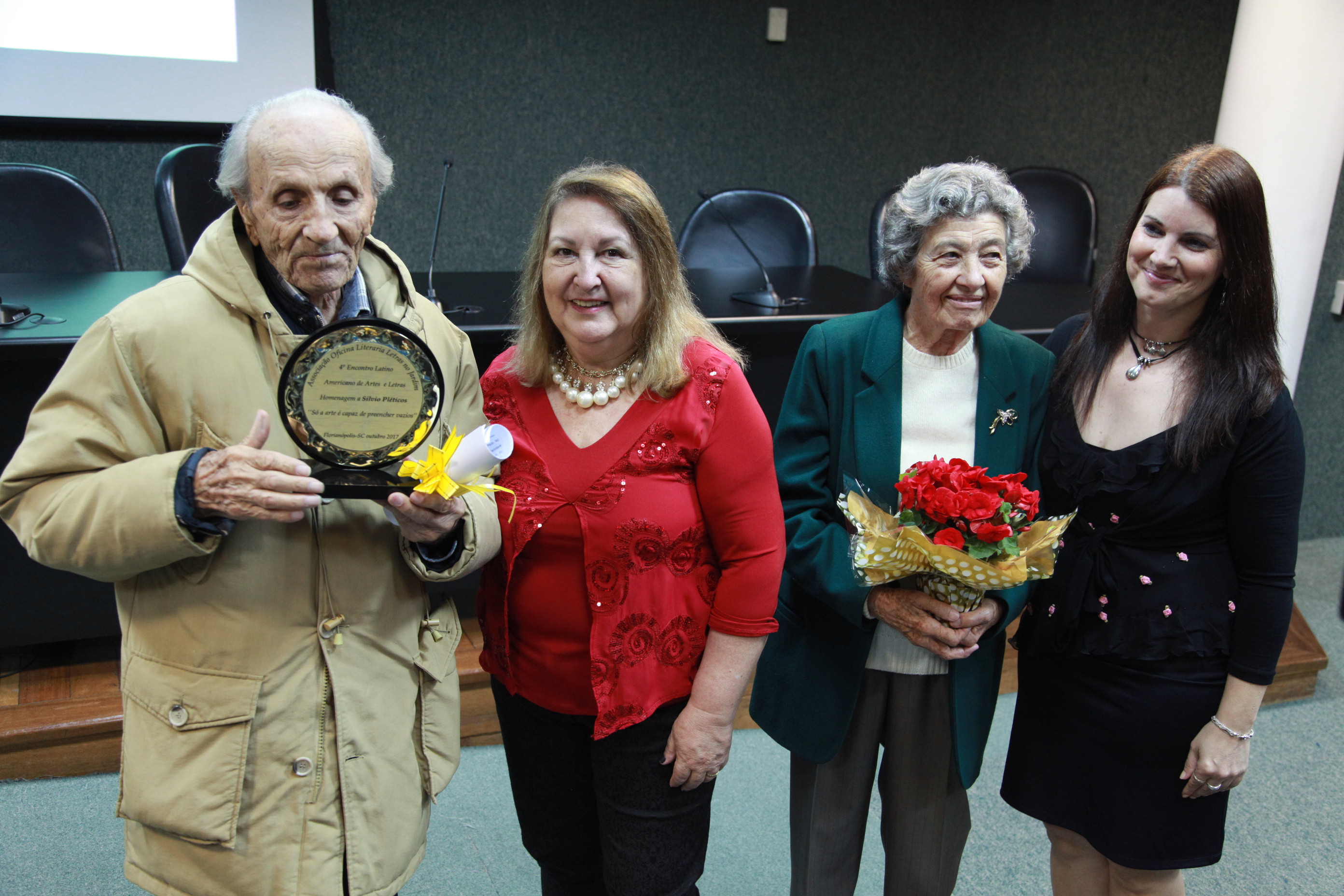 IV Encontro Latinoamericano de Artes e Letras - Homenagem a Silvio Pléticos.