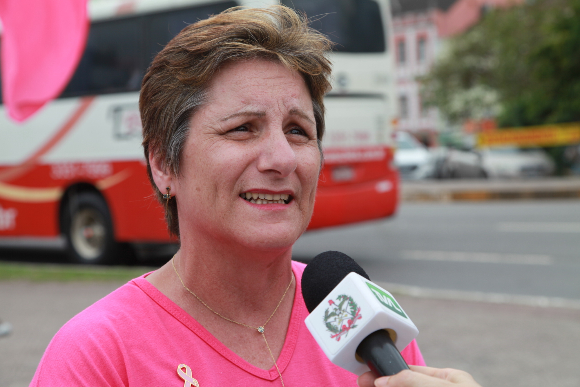 Cleusa Maria Costa, voluntária da Amucc