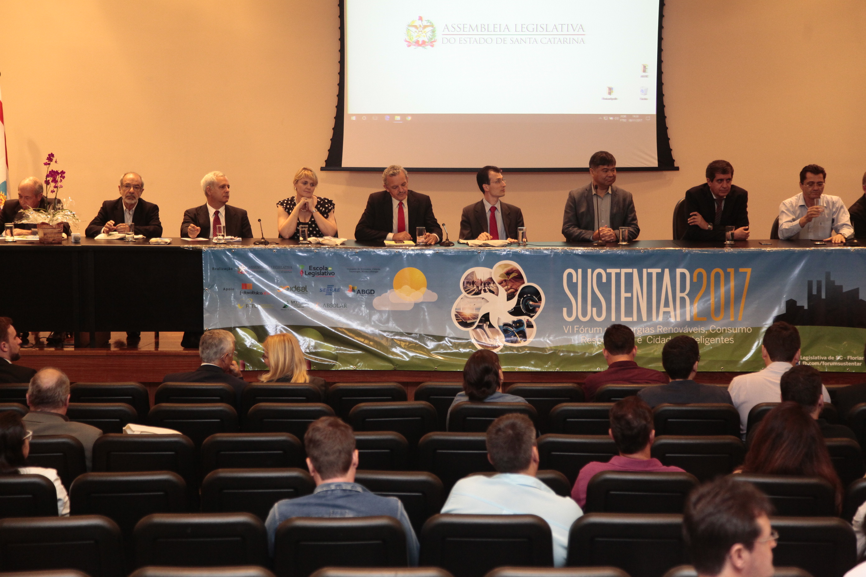 SUSTENTAR 2017 - VI Fórum de Energias Renováveis, Consumo Responsável e Cidades do Futuro.