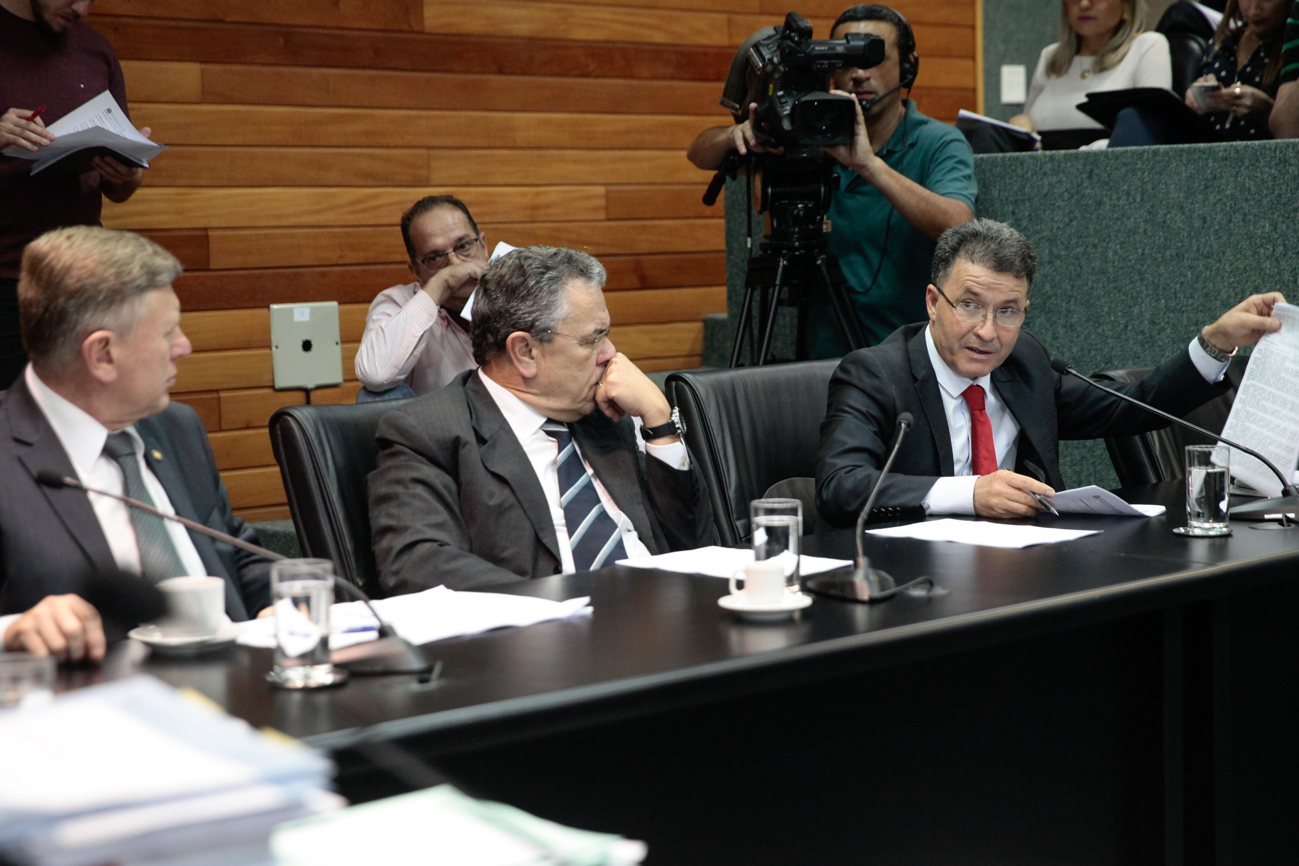 Comissão de Constituição e Justiça.