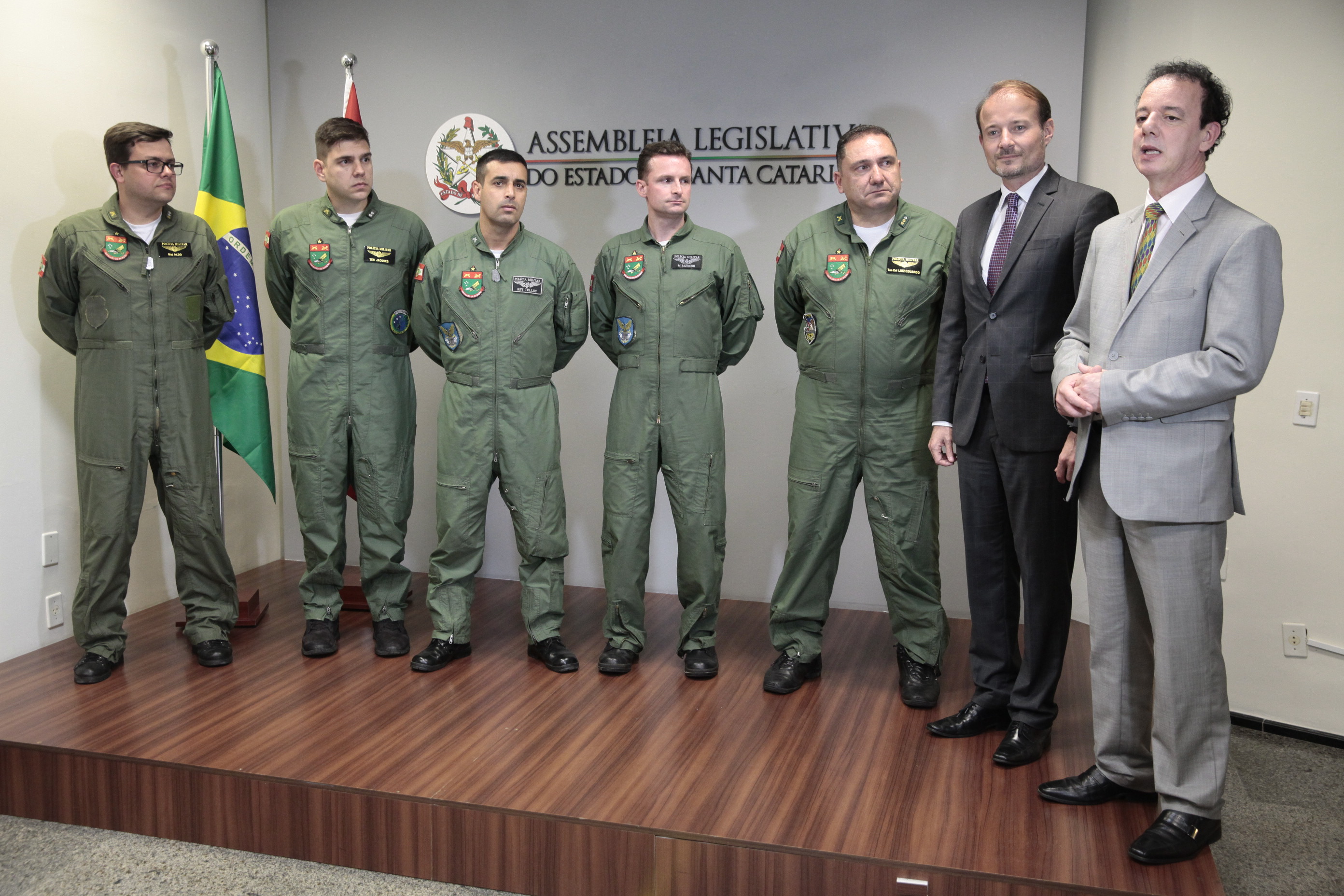 Quinta Companhia do Batalhão de aviação da PMSC recebe Moção de Aplauso na Alesc.