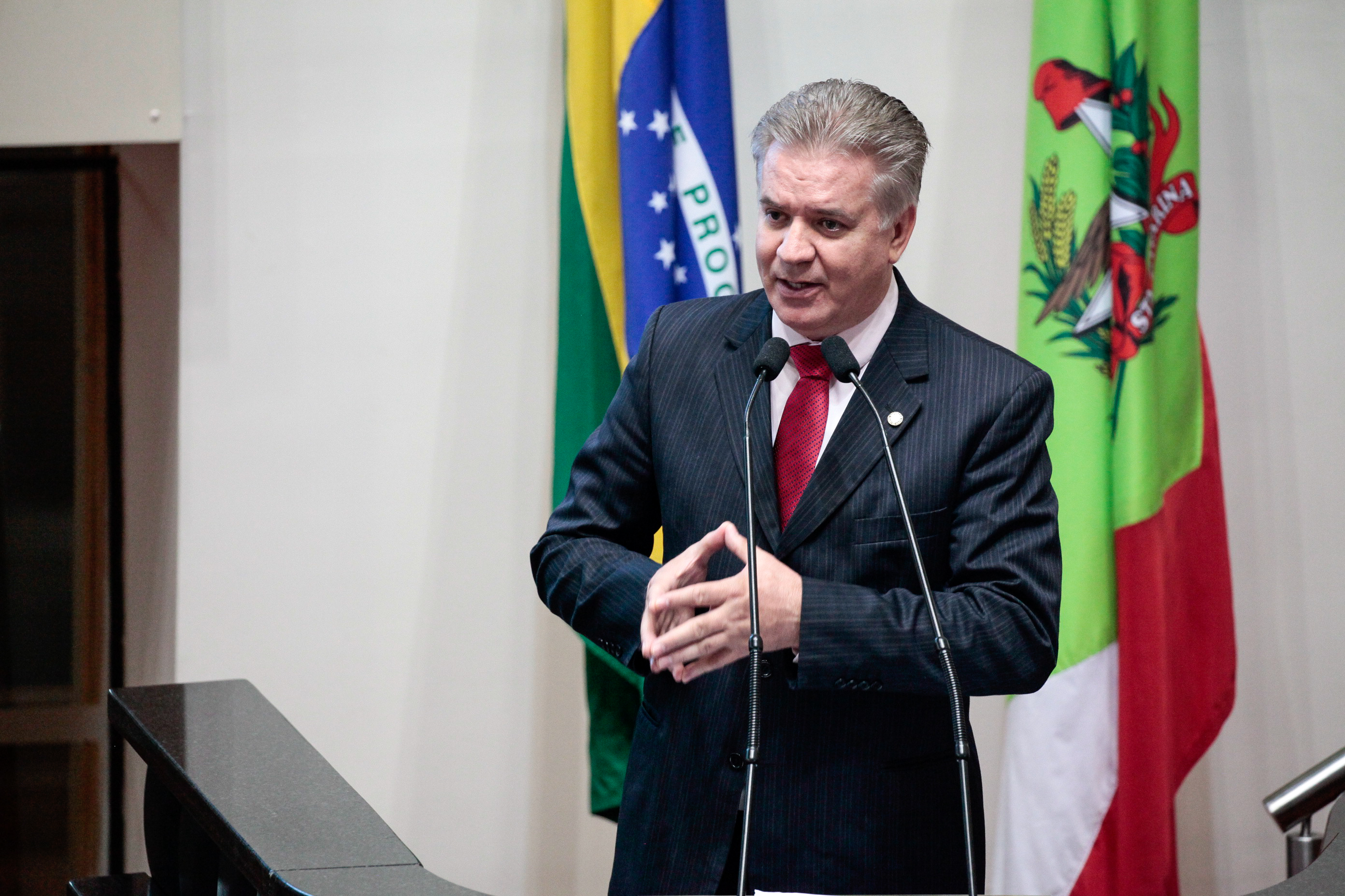 Deputado Cesar Valduga (PCdoB). Sessão Ordinária.
