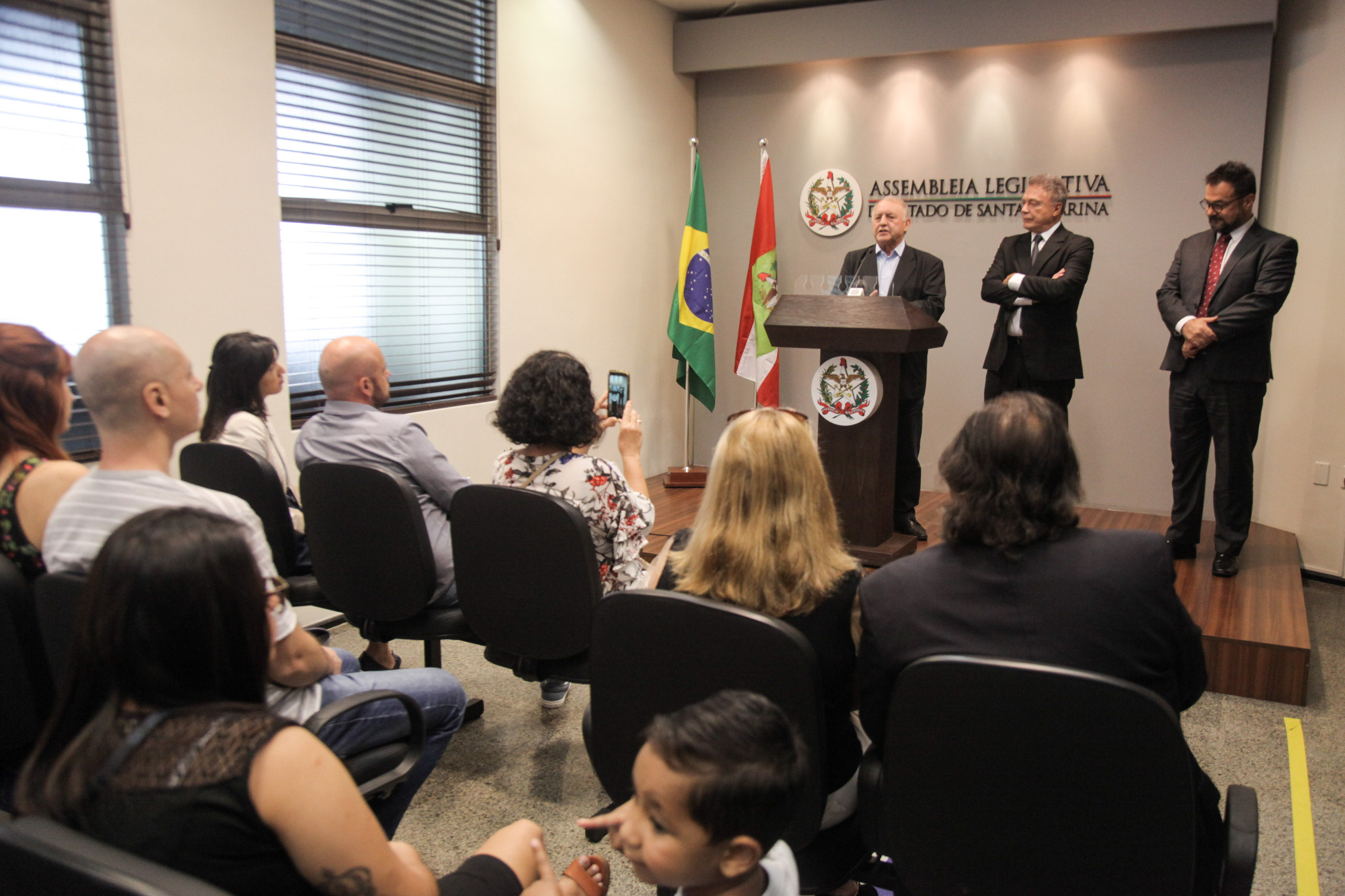 Coletiva de Imprensa com o Senador Alvaro Dias.