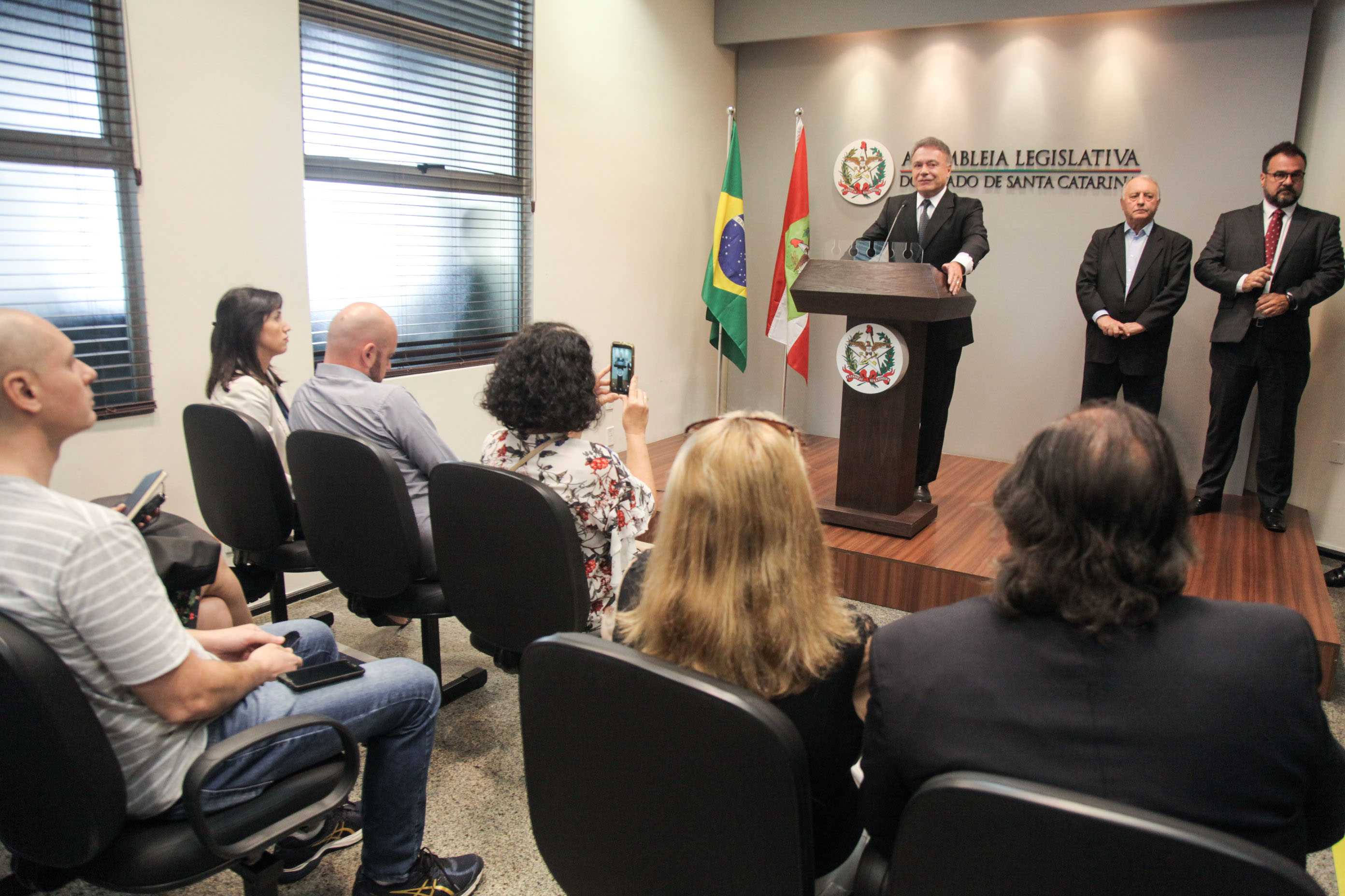 Coletiva de Imprensa com o Senador Alvaro Dias.