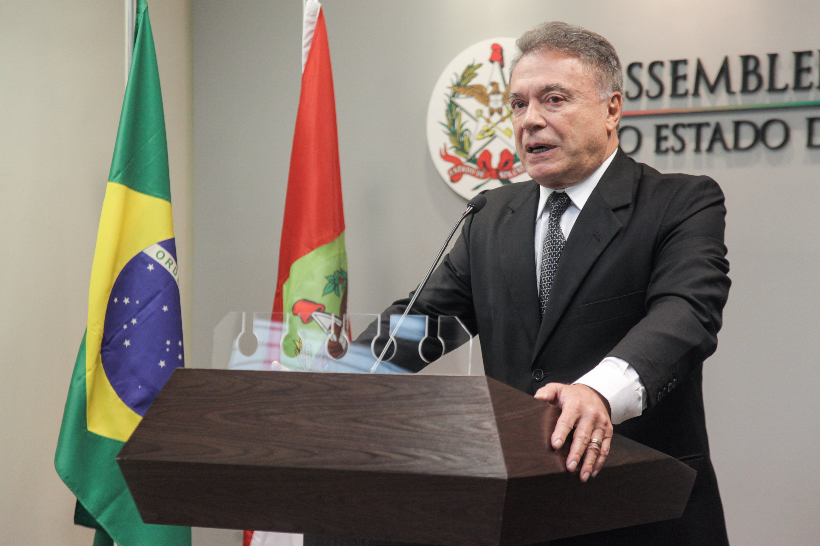 Coletiva de Imprensa com o Senador Alvaro Dias.