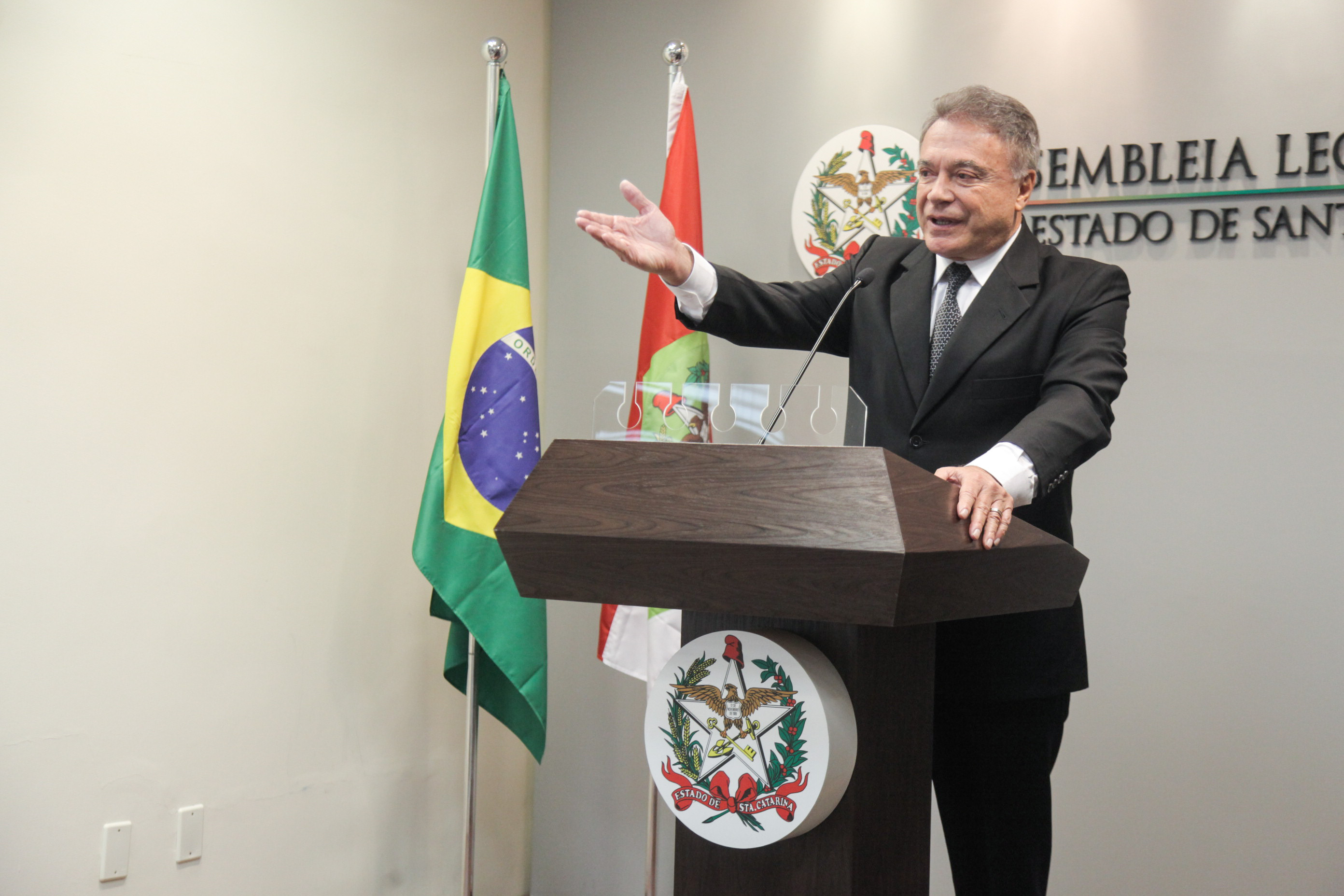 Coletiva de Imprensa com o Senador Alvaro Dias.