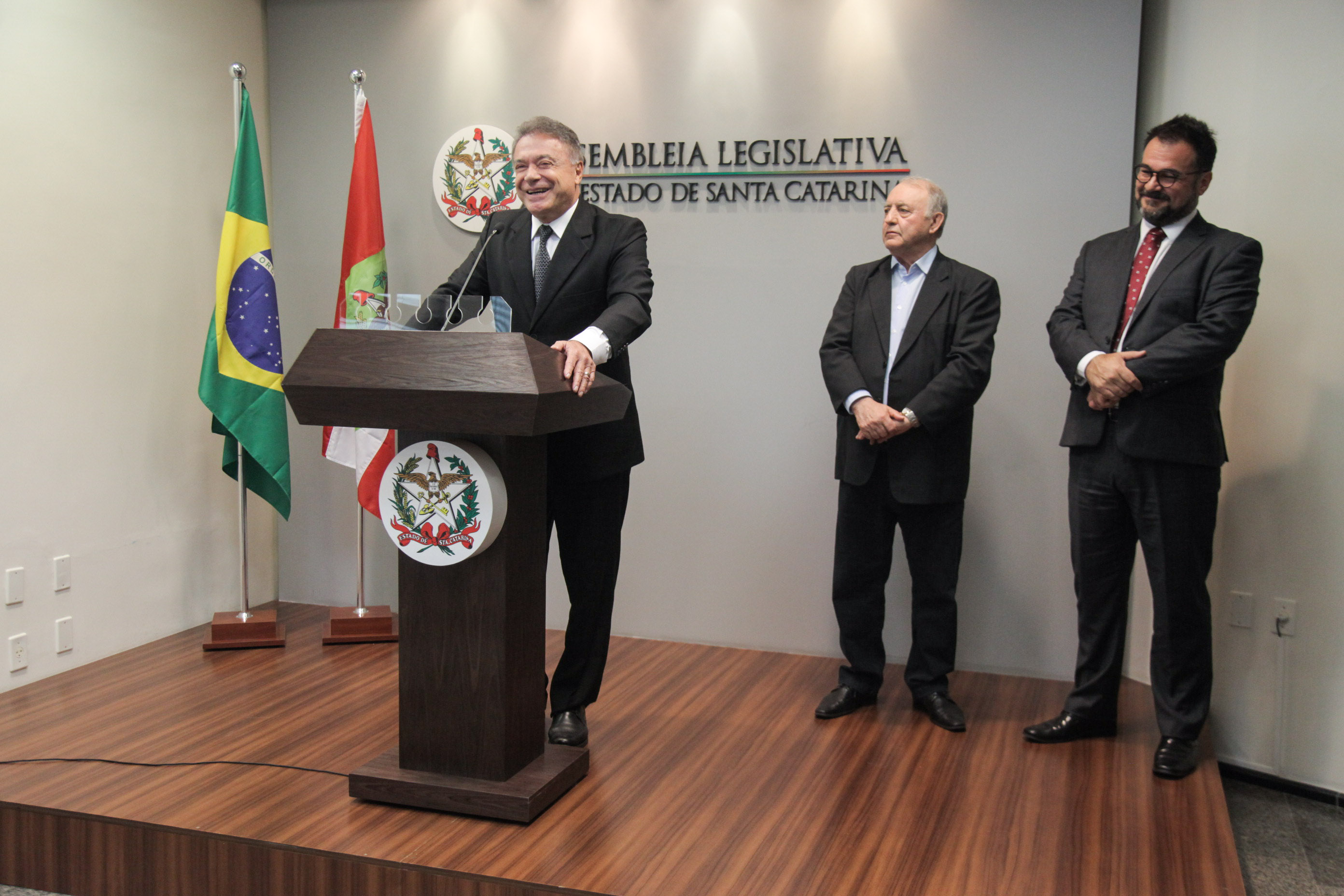 Coletiva de Imprensa com o Senador Alvaro Dias.