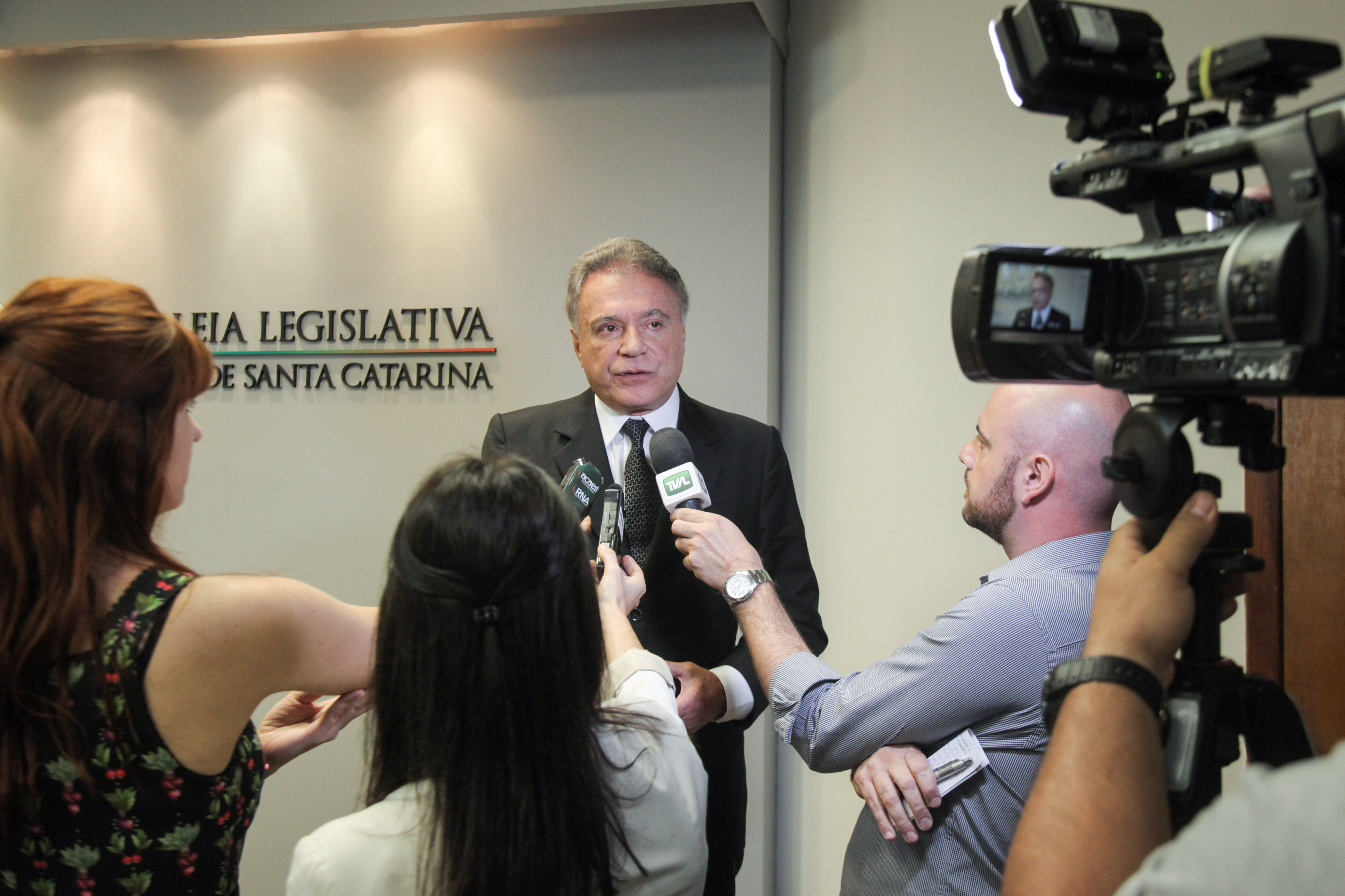 Coletiva de Imprensa com o Senador Alvaro Dias.