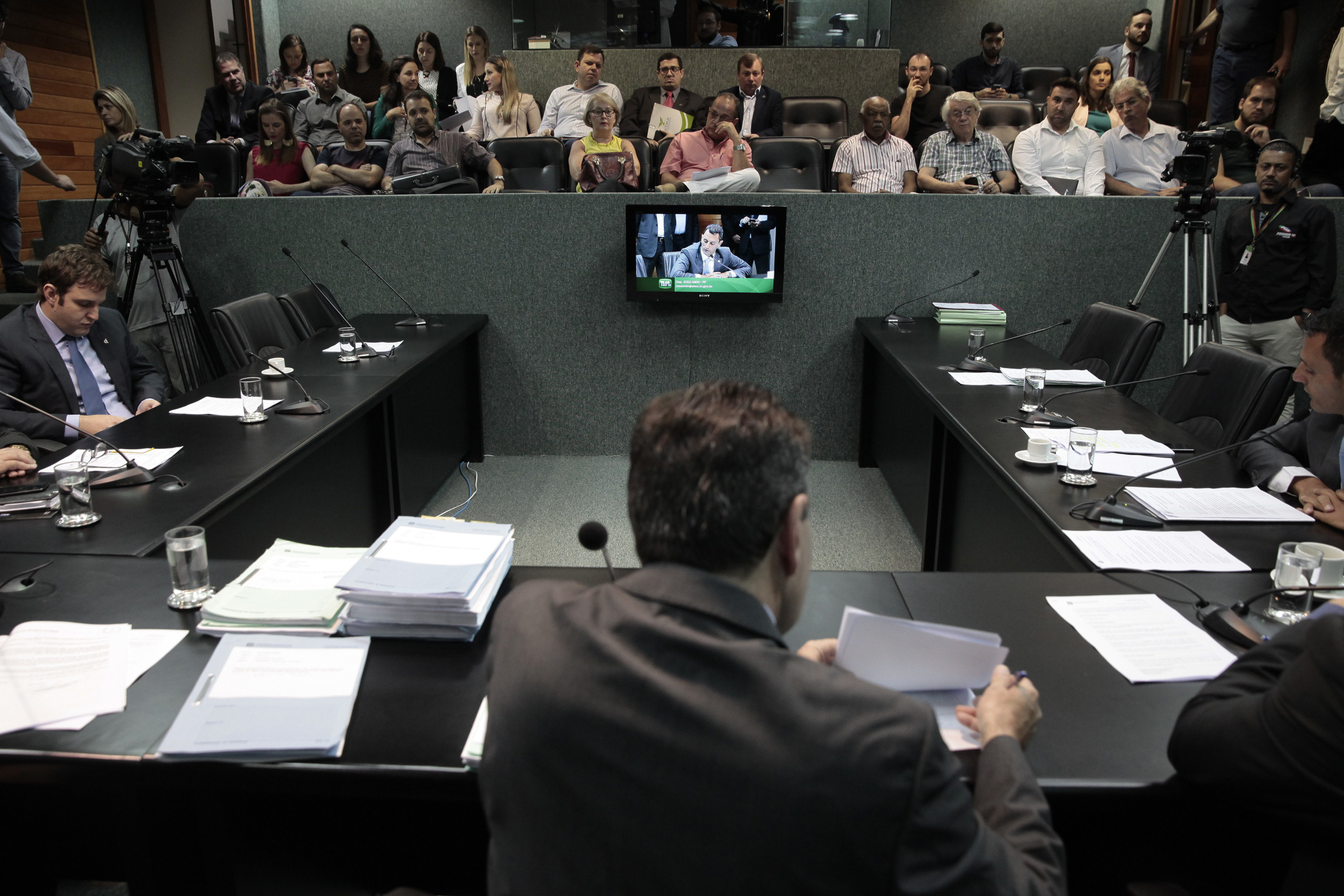 Comissão de Constituição e Justiça.
