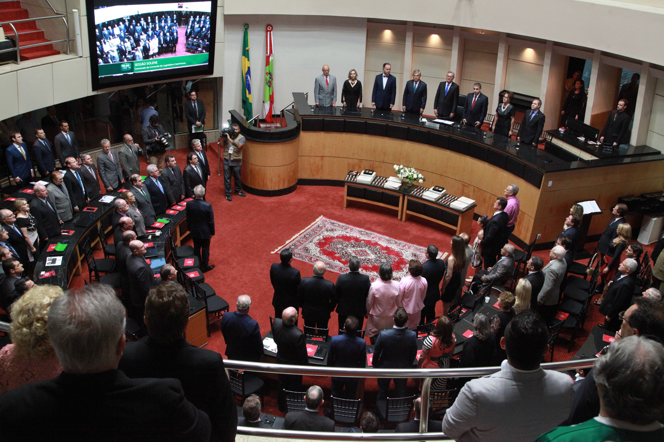 Sessão Solene de Concessão da Comenda do Legislativo Catarinense. Foto: Solon Soares