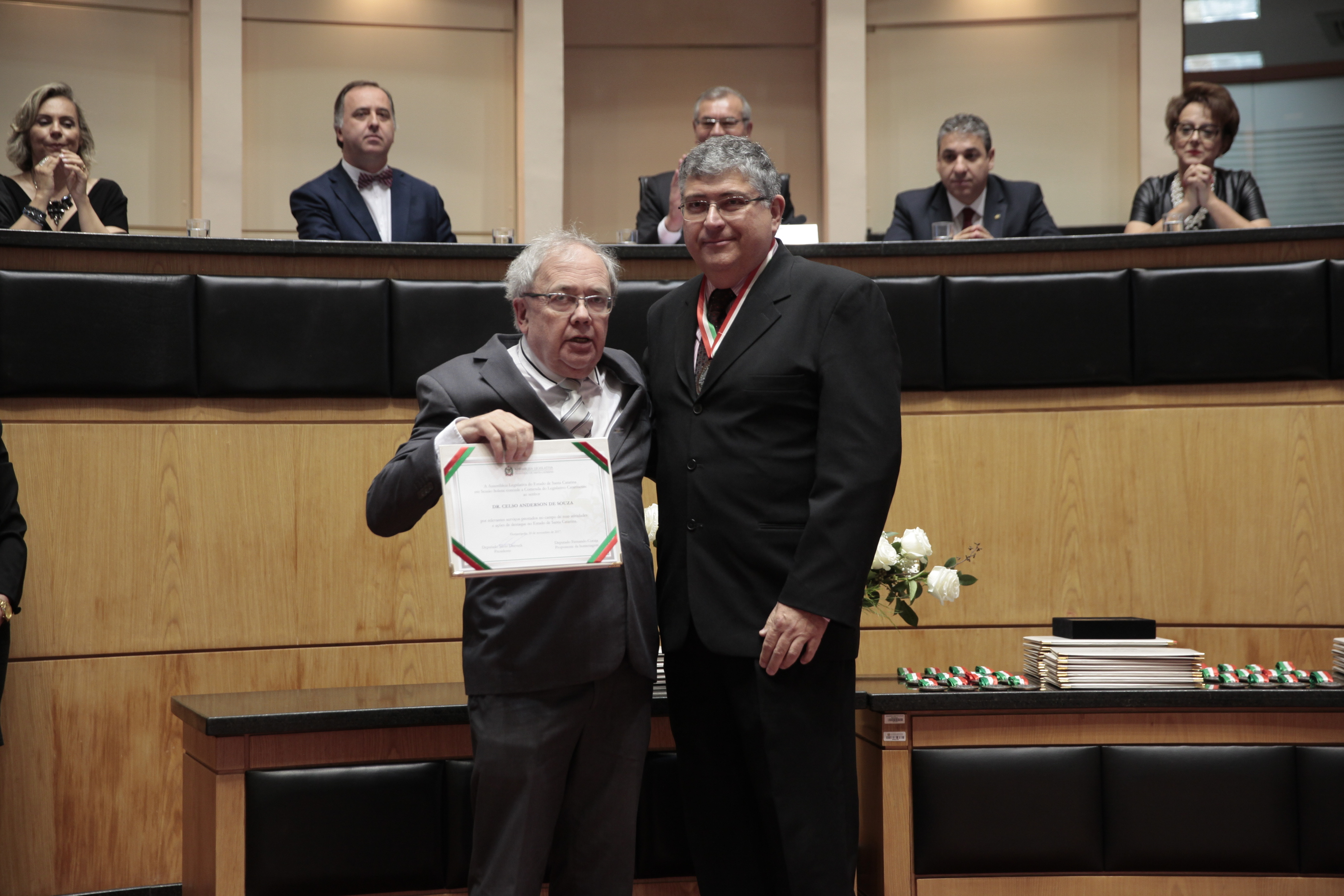 Sessão Solene de Concessão da Comenda do Legislativo Catarinense. Foto: Fábio Queiroz