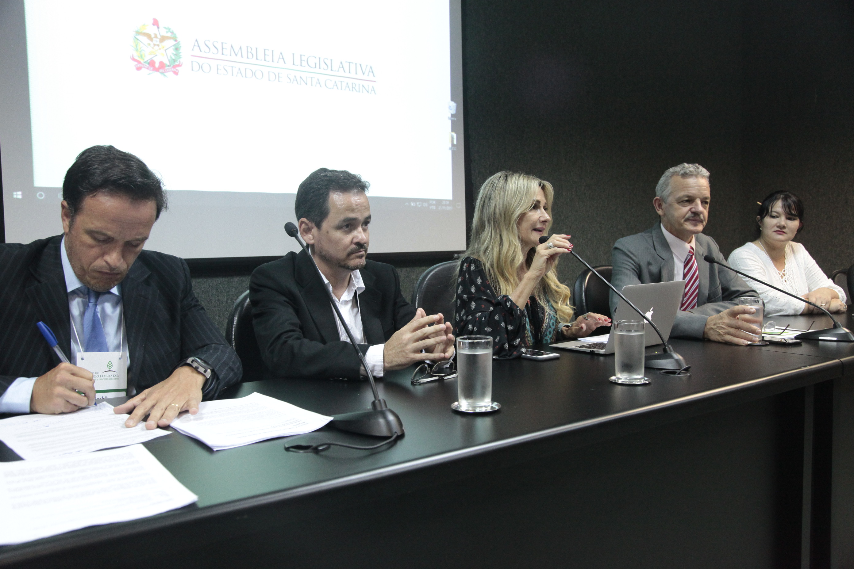 Reunião da Frente Parlamentar Nacional do Meio Ambiente.
