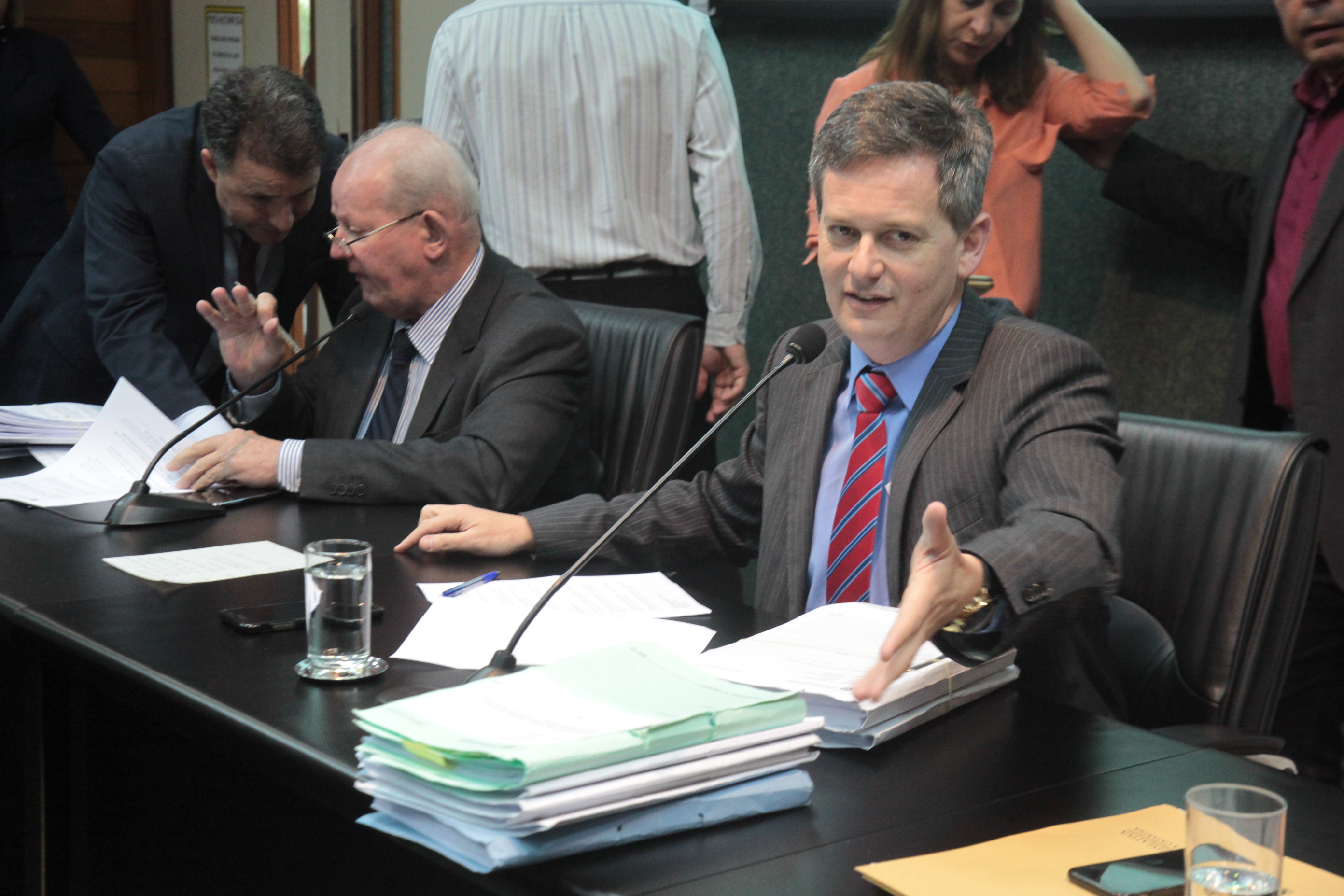 Reunião Extraordinária da Comissão de Constituição e Justiça.