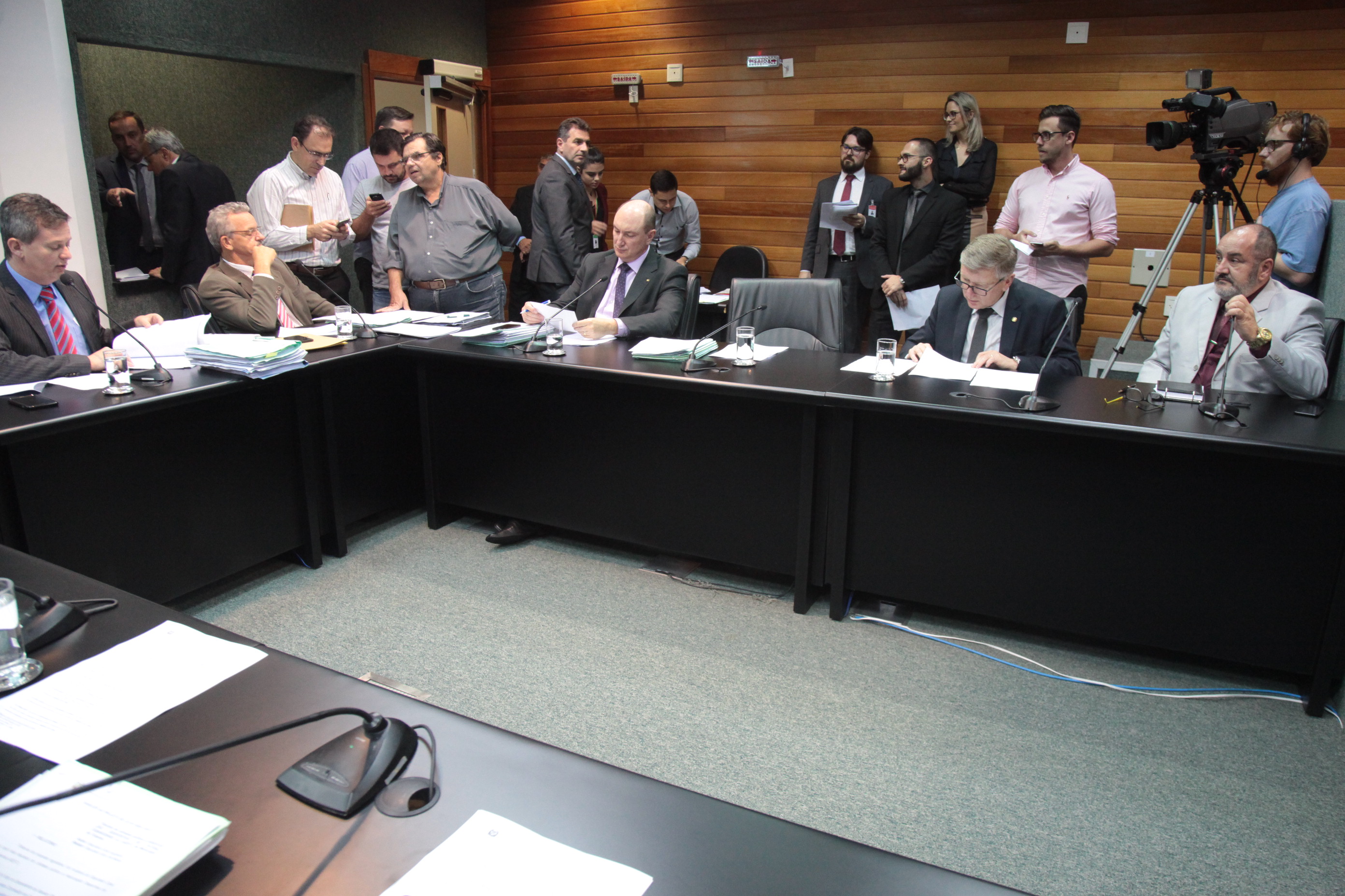 Reunião Extraordinária da Comissão de Constituição e Justiça.
