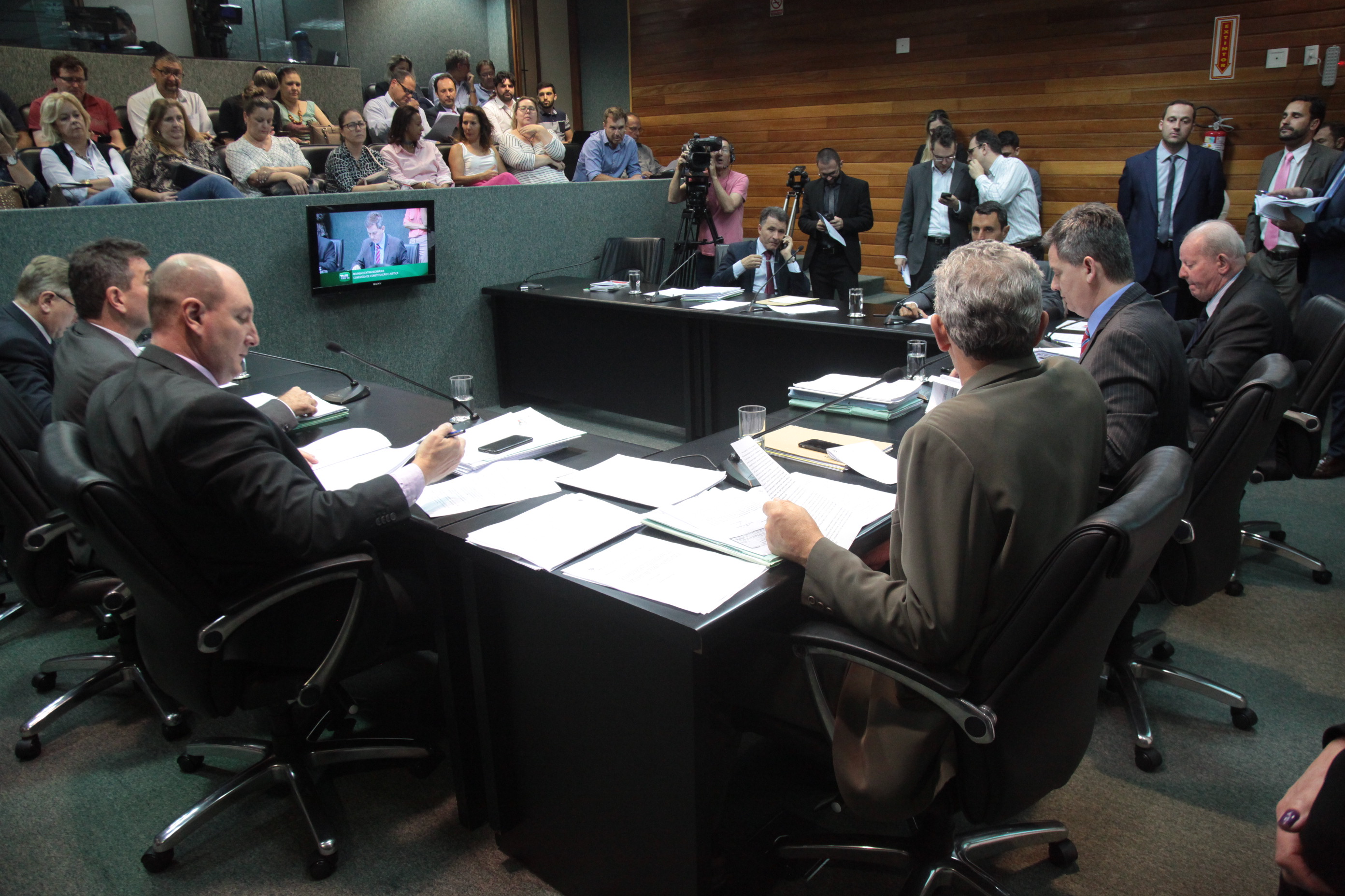 Reunião Extraordinária da Comissão de Constituição e Justiça
